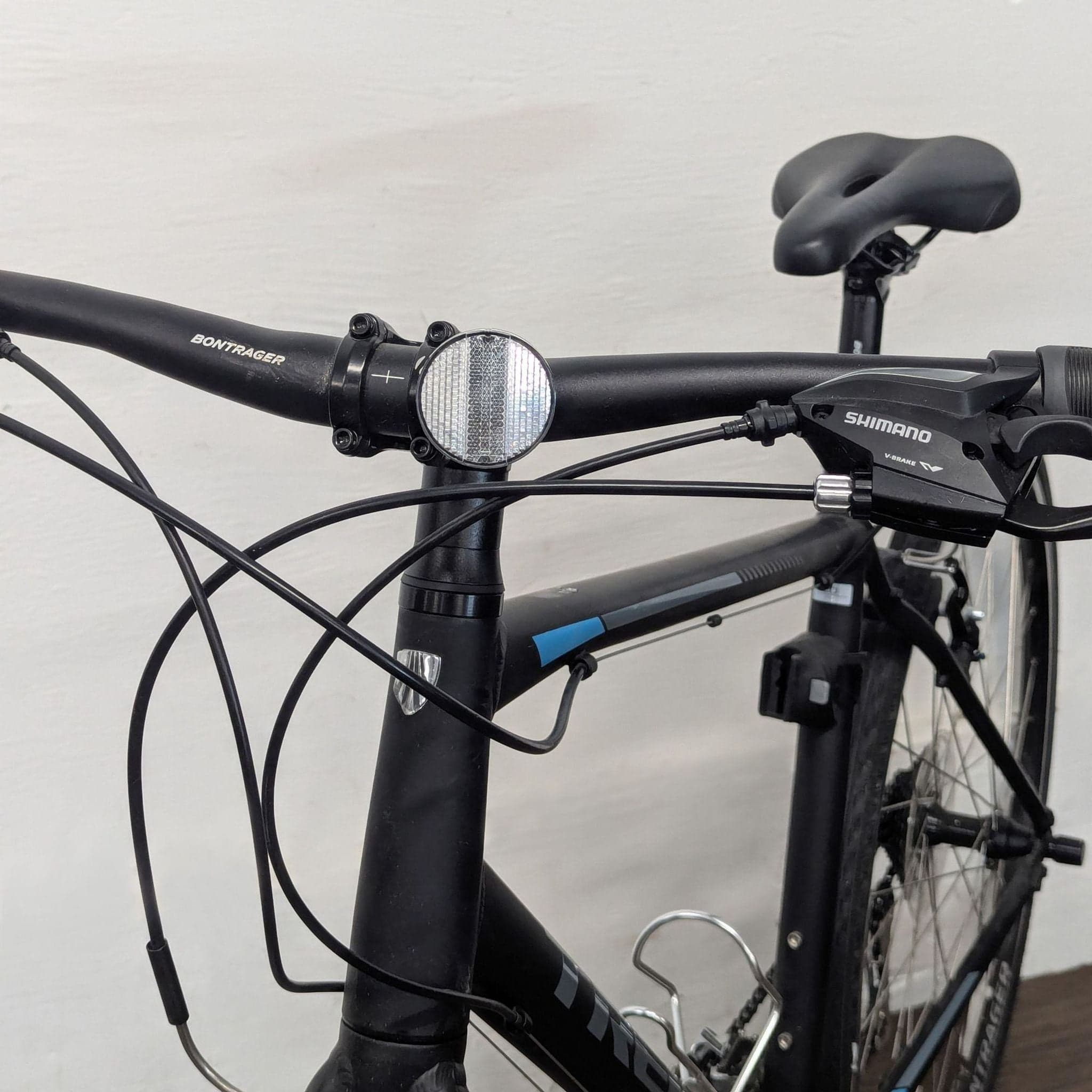 Trek Hybrid Bike – Lightweight, Reliable, Great for City Rides - Thumbnail 3
