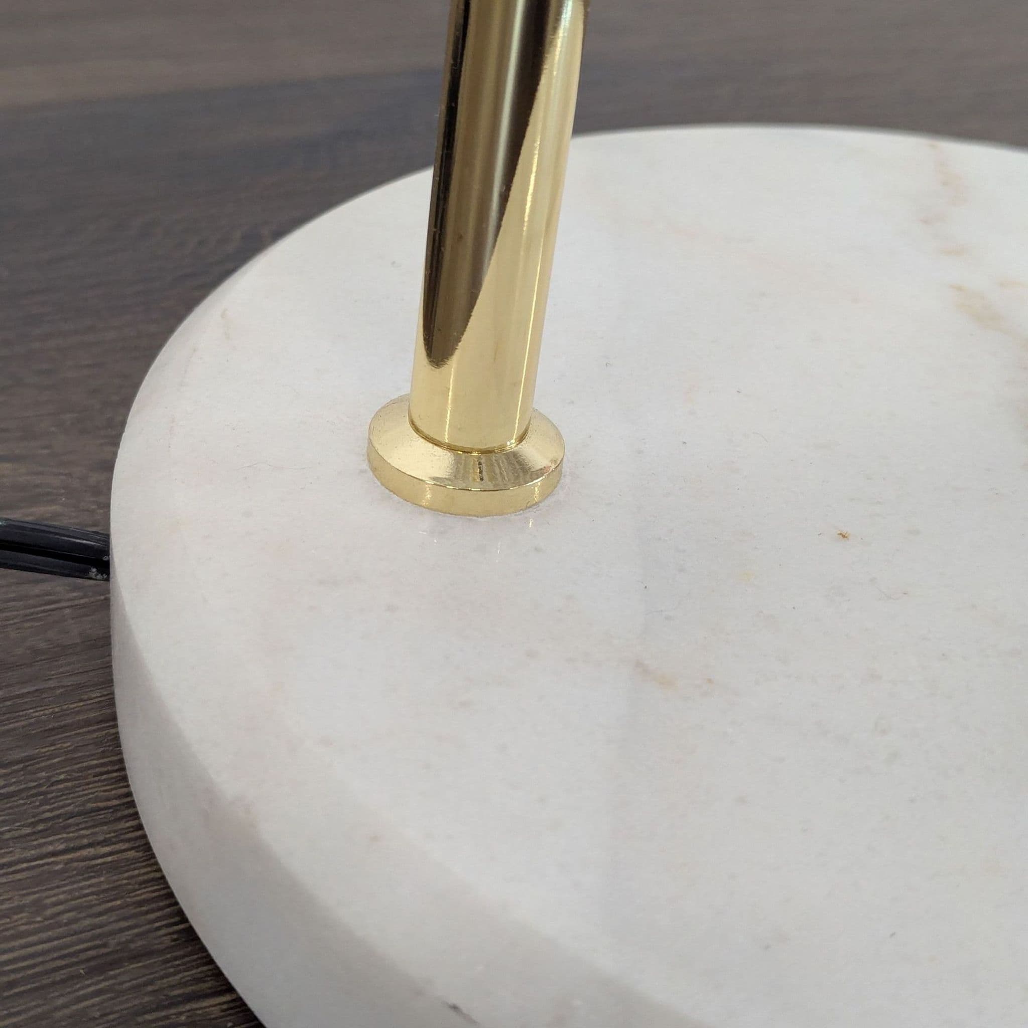 Modern Gold Floor Lamp with Wire Cage Shade and Marble Base - Thumbnail 3