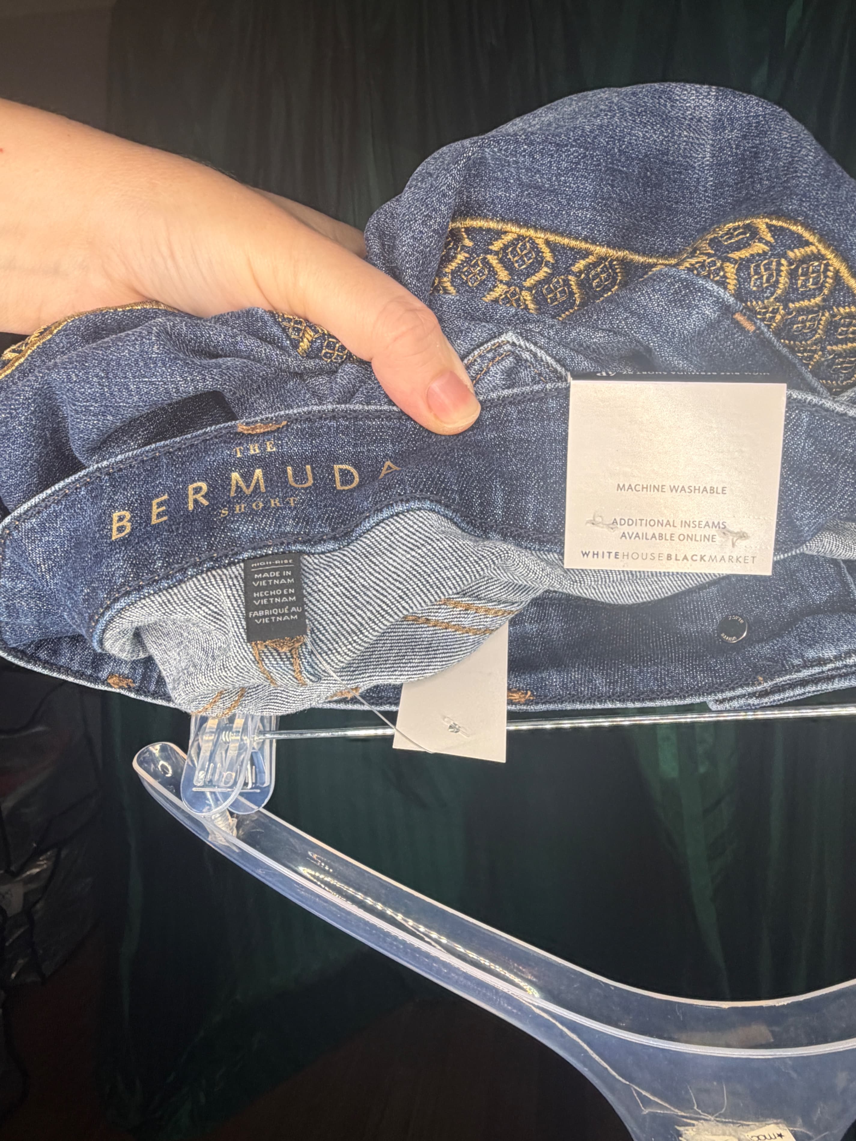 WHBM Embroidered Denim Bermuda Shorts Size 4P - Thumbnail 6