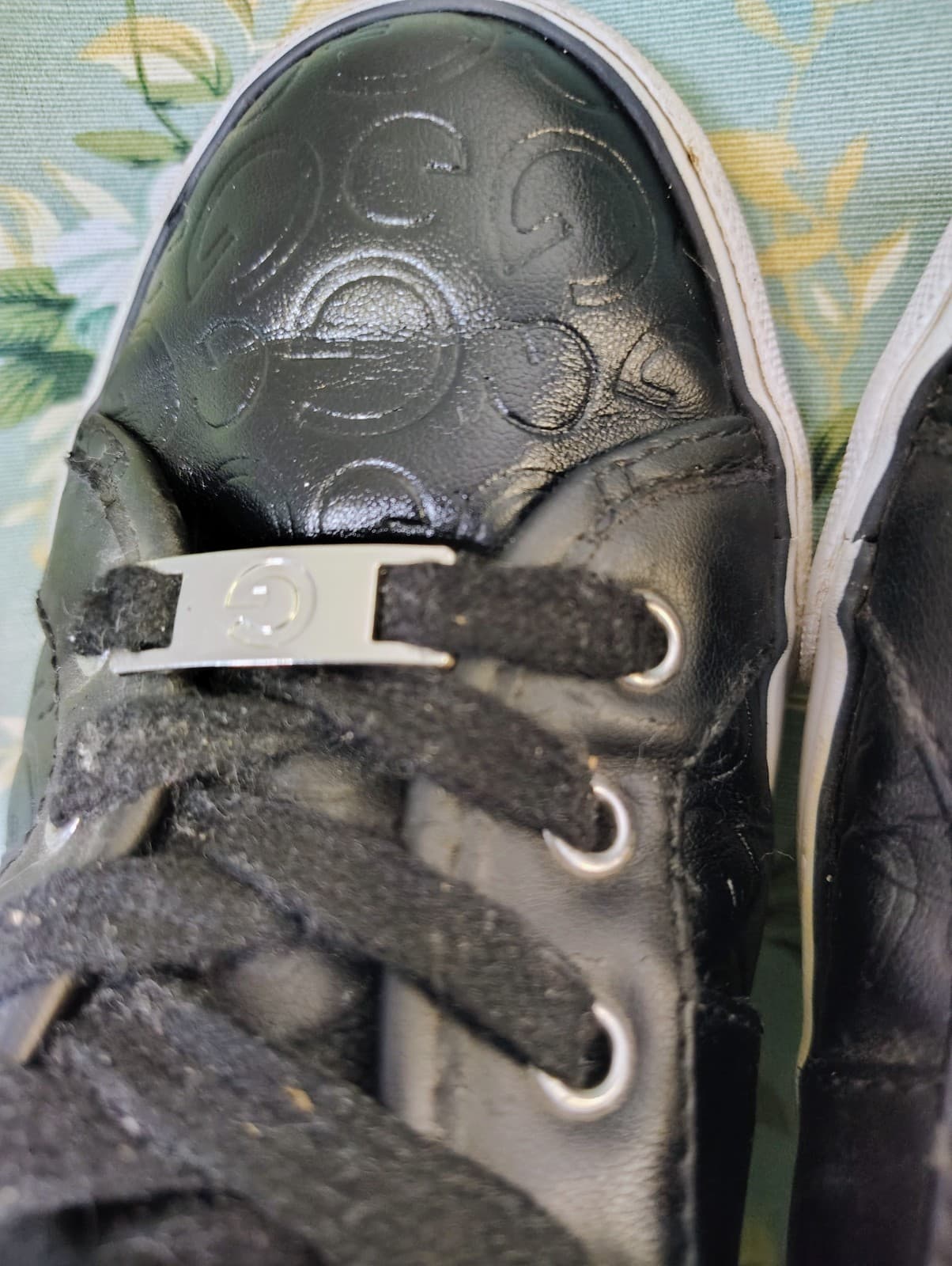 G by Guess Women's Sneakers Shoes size 6.5 Black Lace Up Low Top - Thumbnail 9
