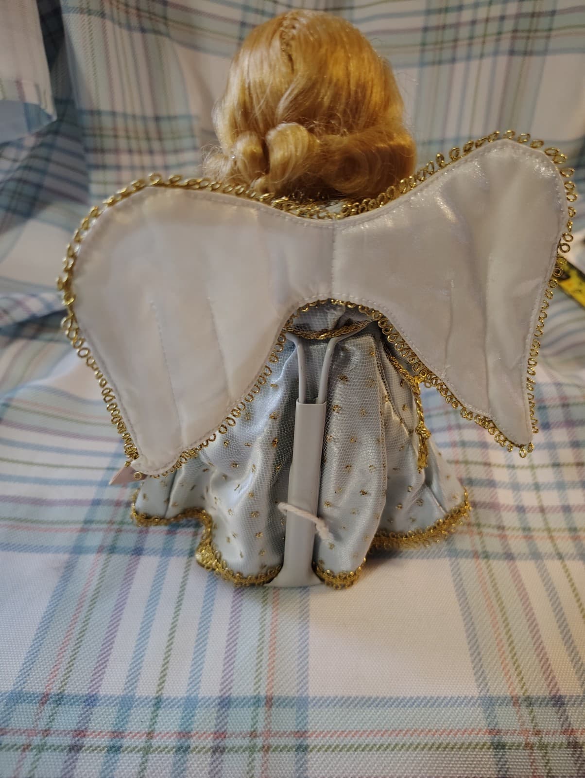 Madame Alexander Shirley's Doll House Angel Face Figurine 8in White/Gold 1990 - Thumbnail 6