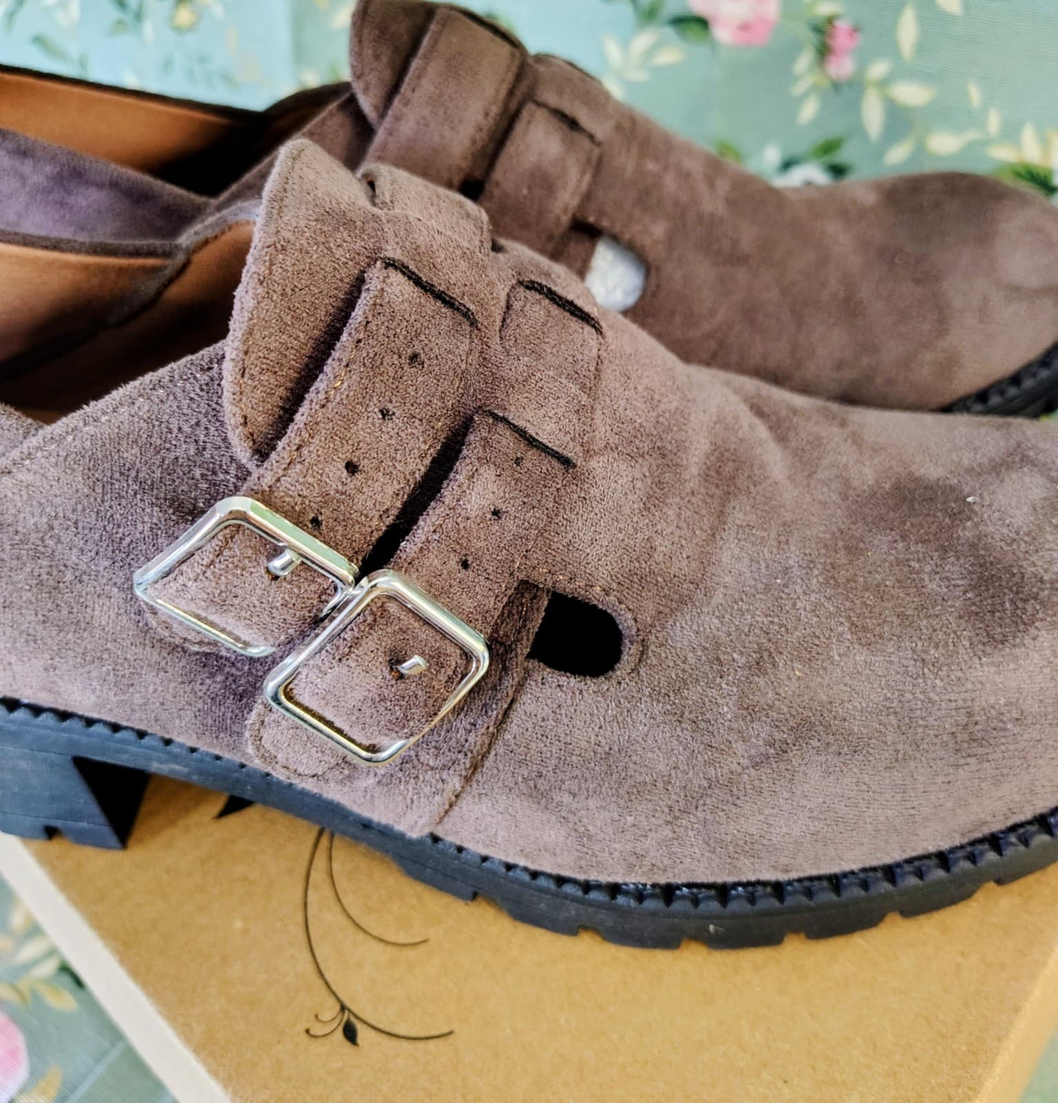 NIB Brown Faux Leather Ankle Boots Platform, Size 9 - Thumbnail 6