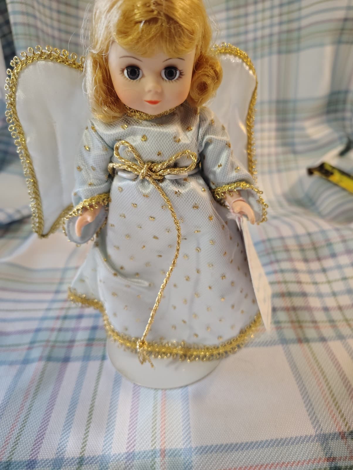 Madame Alexander Shirley's Doll House Angel Face Figurine 8in White/Gold 1990 - Thumbnail 8