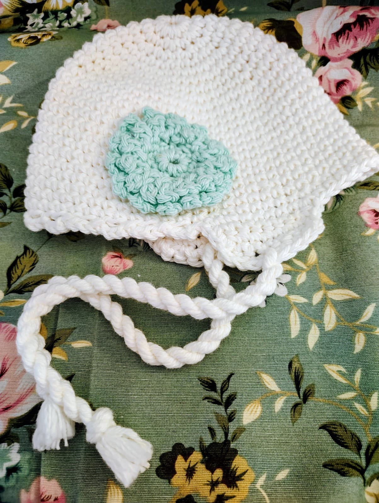 Bundle Of 2 NEW Crochet Flower Baby Girl Hats - Thumbnail 6