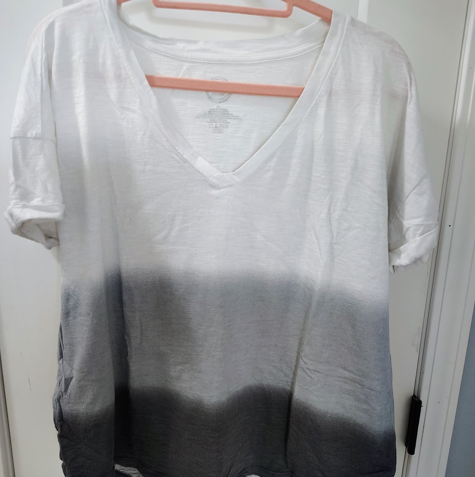 Maurices White Gray Gradient T-shirt, Weekend XL