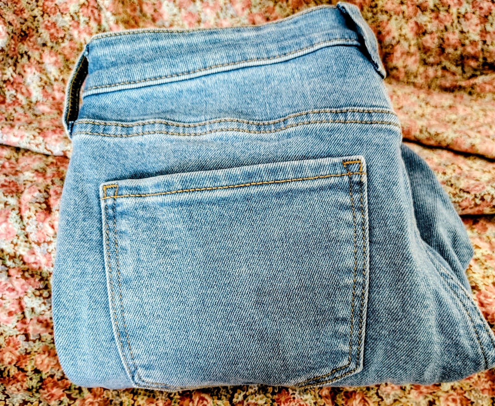 Old Navy High Rise Rockstar Skinny Light Wash Denim Jeans, Size 8 Petite - Thumbnail 4