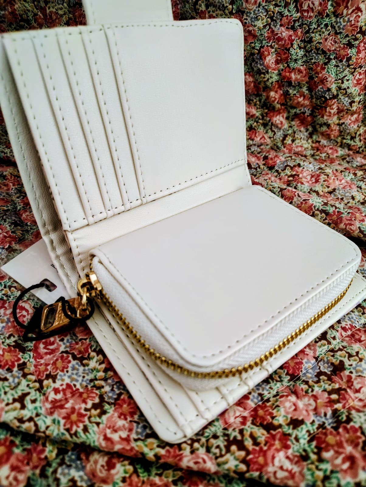 NWT Steve Madden Wallet White Multi Snap, MSRP $54 - Thumbnail 6