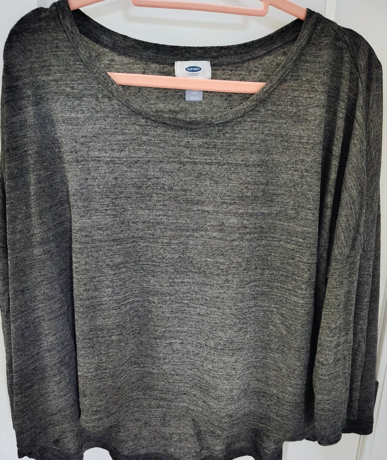 heathered gray Old Navy t-shirt, XL petite, long sleeves
