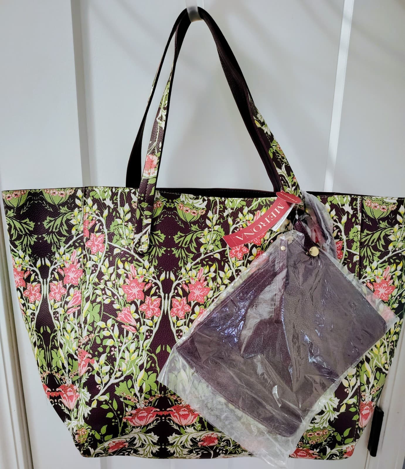 NWT Merona Floral Tote Bag Reversible With Matching Pouch MSRP $36.99