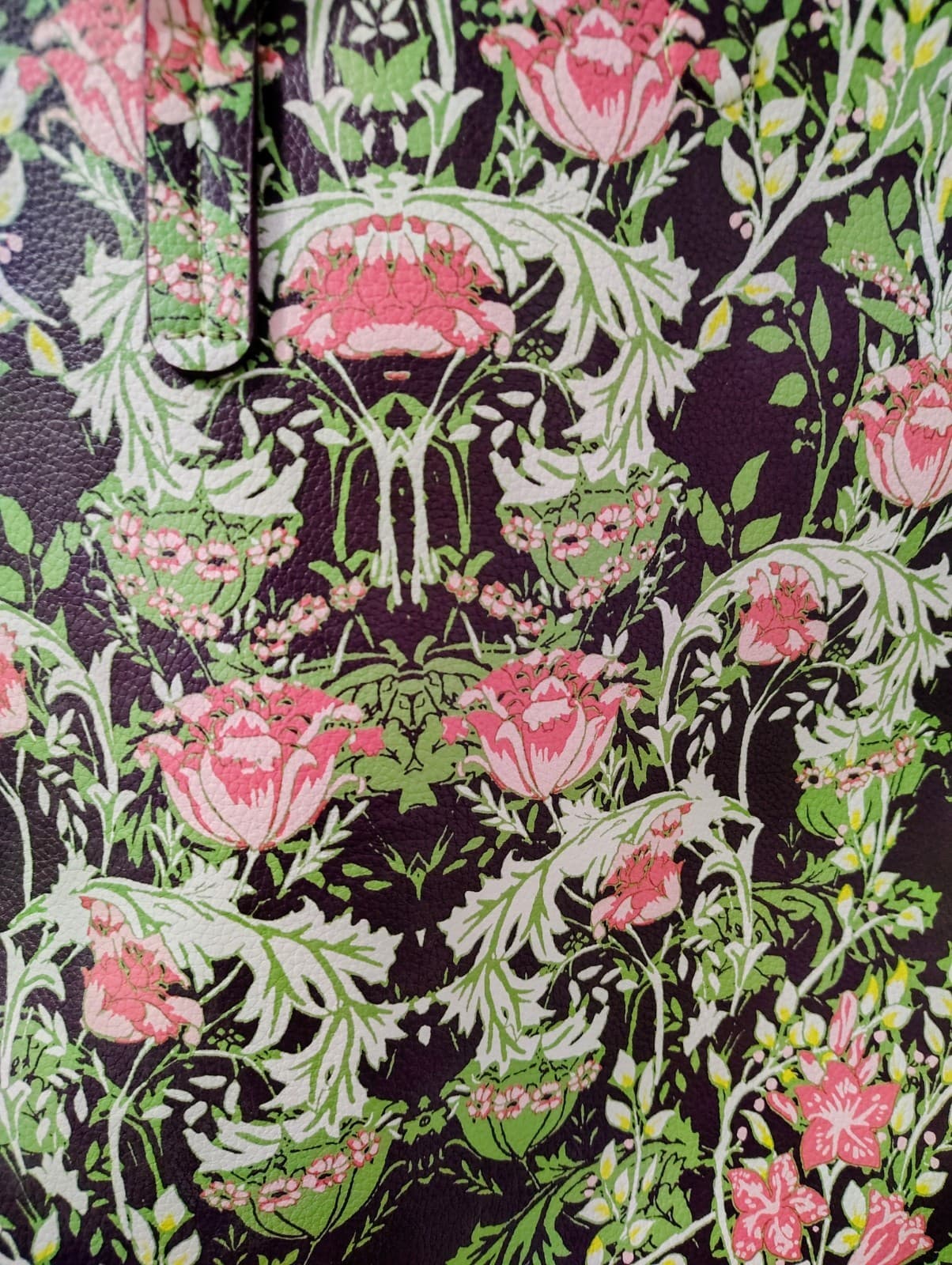 NWT Merona Floral Tote Bag Reversible With Matching Pouch MSRP $36.99 - Thumbnail 7