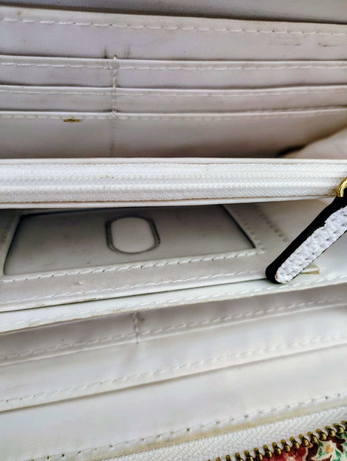 Liz Claiborne Floral Credit Card Zip-Around Wallet, Wristlet, Clutch, NWOT - Thumbnail 9