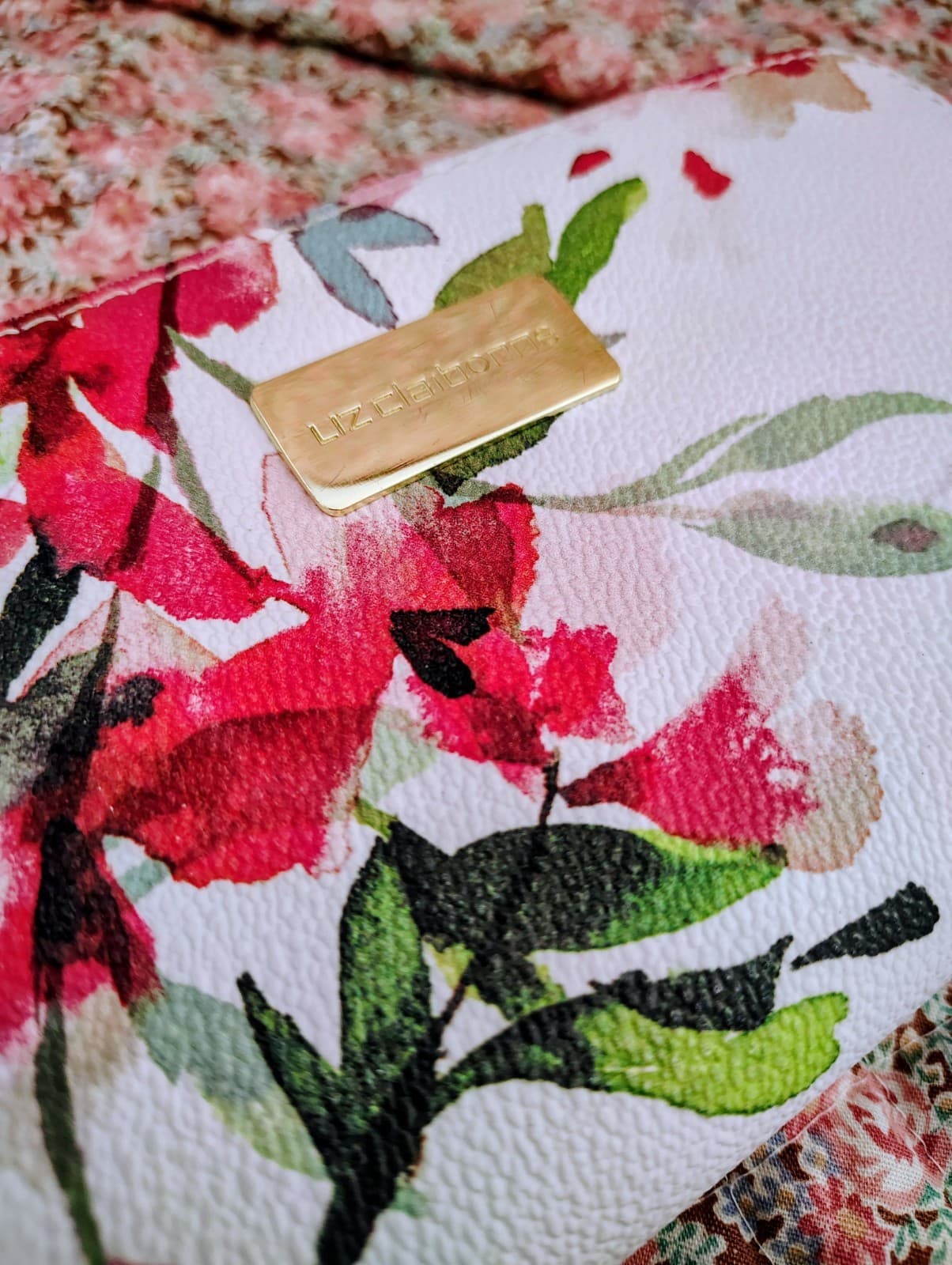 Liz Claiborne Floral Credit Card Zip-Around Wallet, Wristlet, Clutch, NWOT - Thumbnail 6