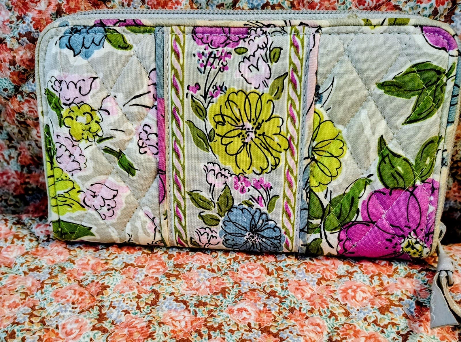 Vera Bradley Watercolor Zip Around Clutch Floral Wallet - Thumbnail 4