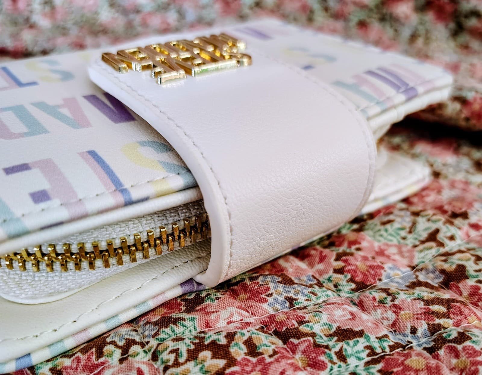 NWT Steve Madden Wallet White Multi Snap, MSRP $54 - Thumbnail 5