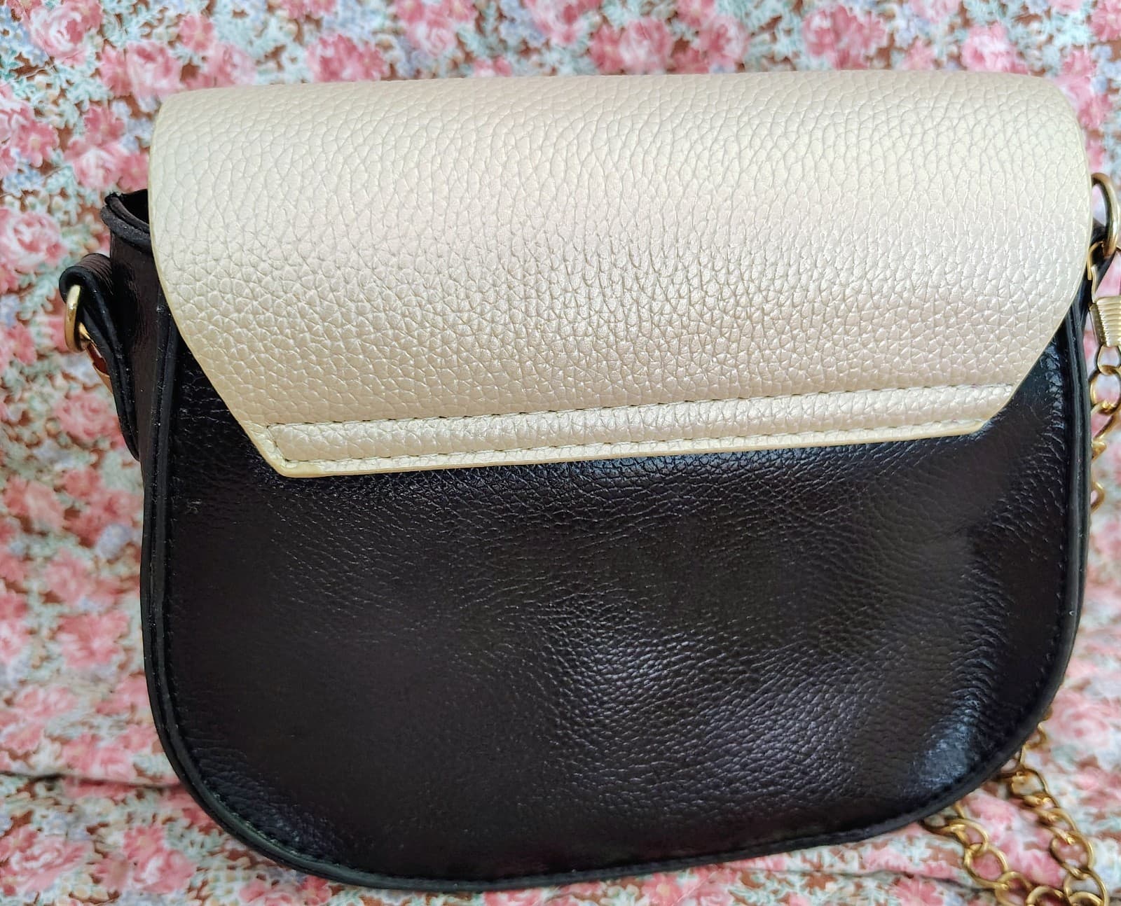 Saddle Bag Shoulder Bag, Gold Chain, Purse, Clutch - Thumbnail 6