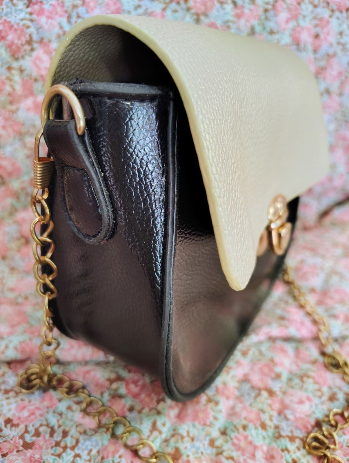 Saddle Bag Shoulder Bag, Gold Chain, Purse, Clutch - Thumbnail 8