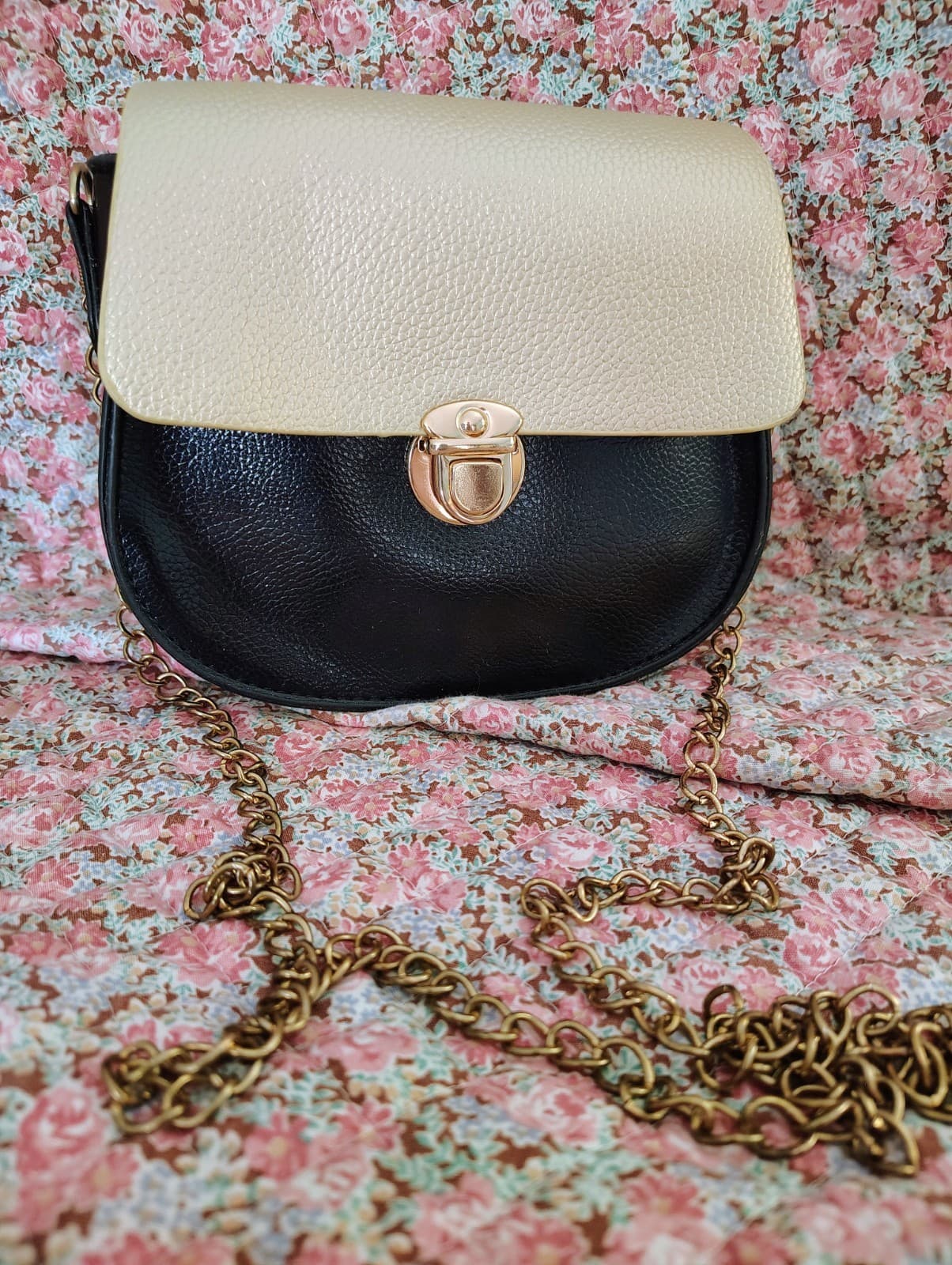 Saddle Bag Shoulder Bag, Gold Chain, Purse, Clutch