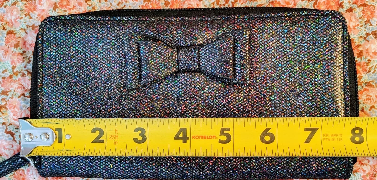 Claire's Black Shimmer Glitter Black Bowtie Wallet - Thumbnail 9