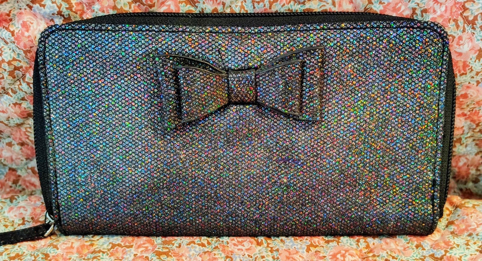 Claire's Black Shimmer Glitter Black Bowtie Wallet