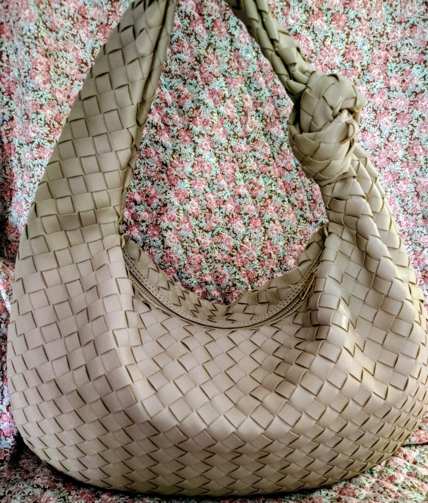 Urban Expressions Beige woven Hobo Shoulder bag NWOT - Thumbnail 4