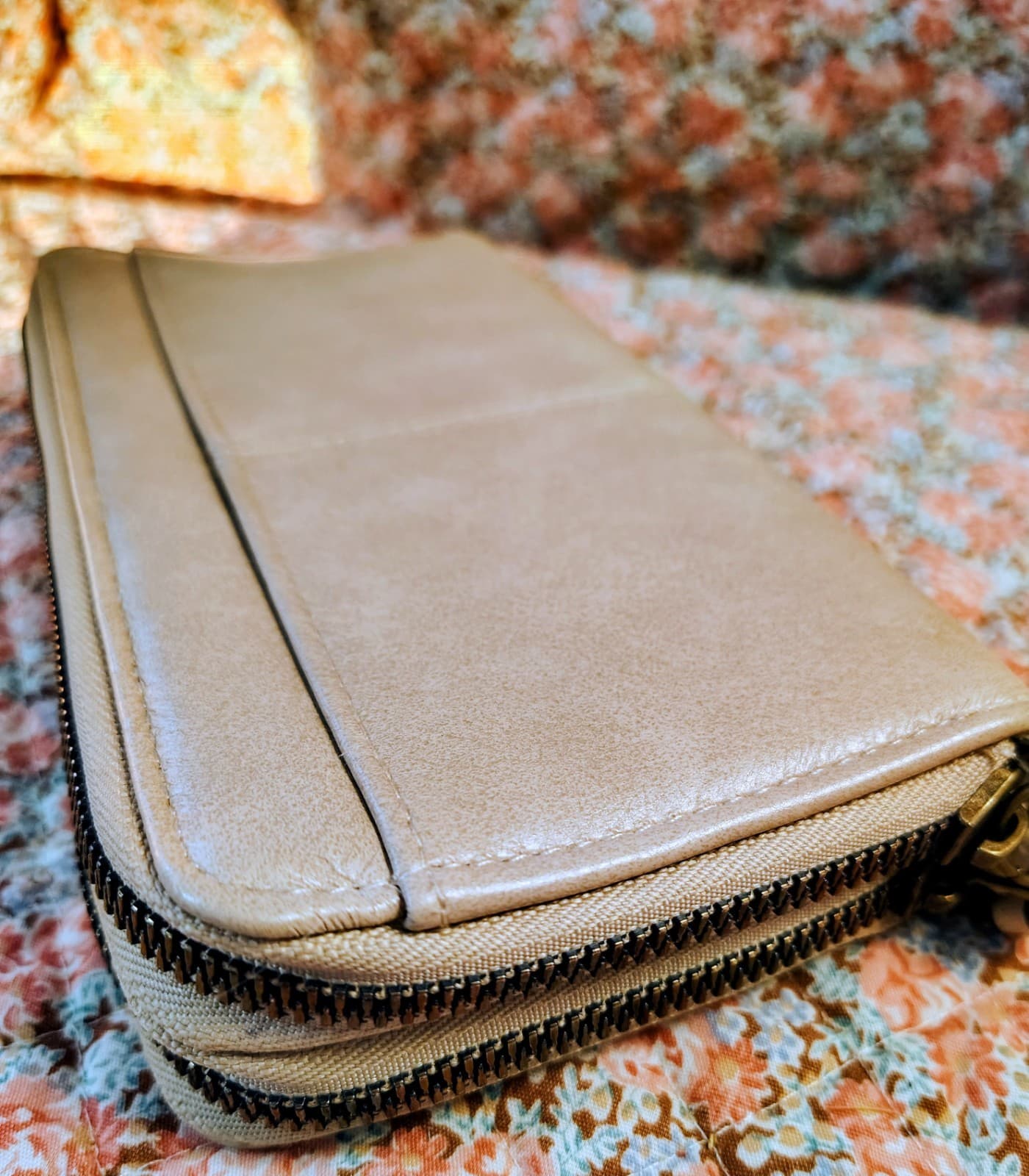Beige SafeKeeper Organizer Zip Around Faux Leather Wallet - Thumbnail 7