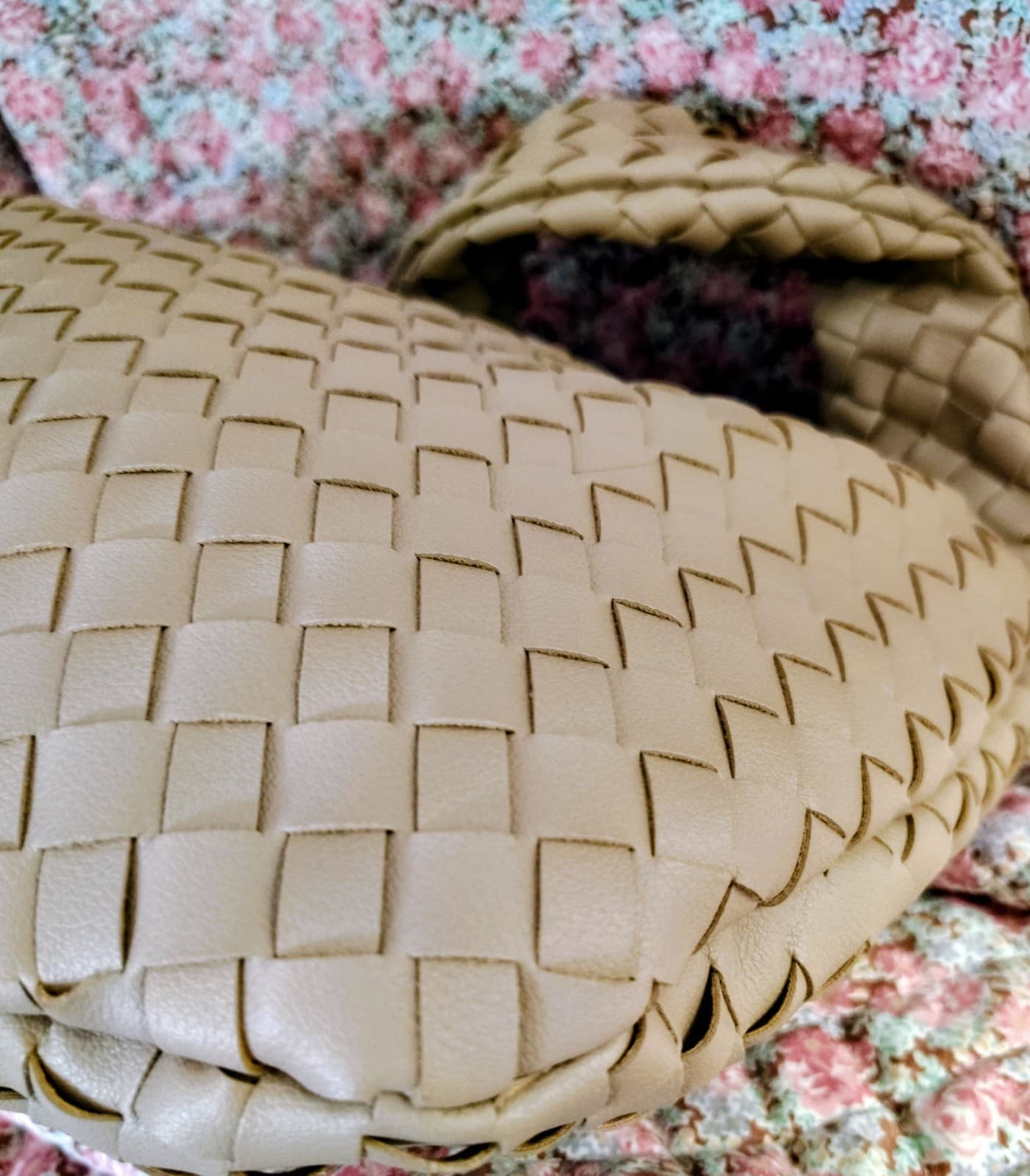 Urban Expressions Beige woven Hobo Shoulder bag NWOT - Thumbnail 14