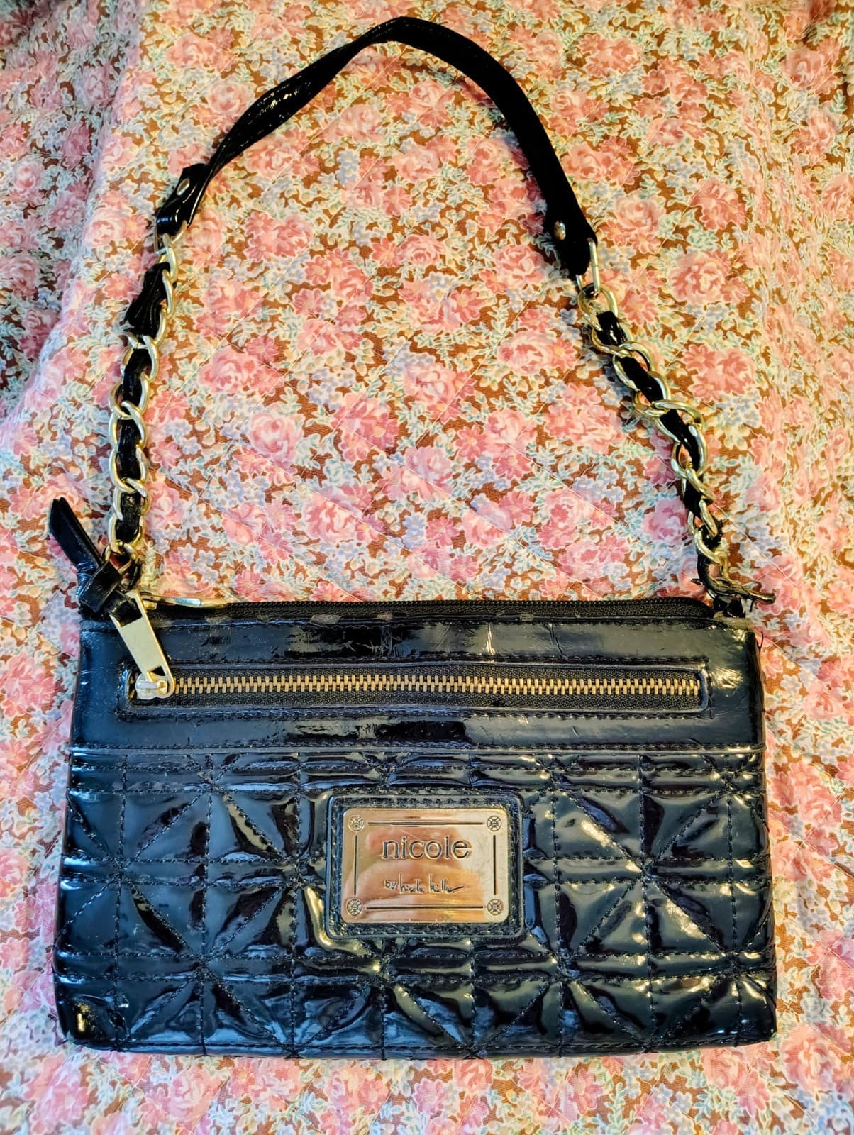 Nicole Miller Black Faux Patent Leather Wristlet - Thumbnail 9