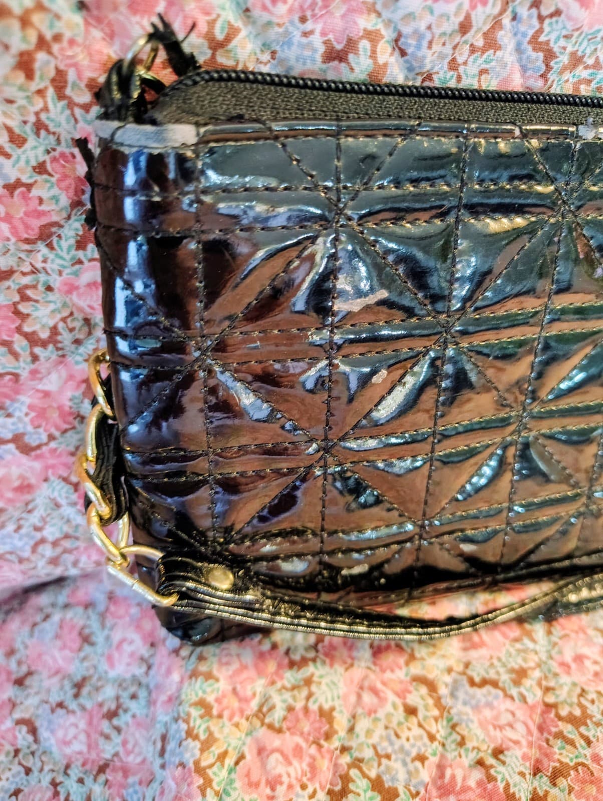 Nicole Miller Black Faux Patent Leather Wristlet - Thumbnail 6
