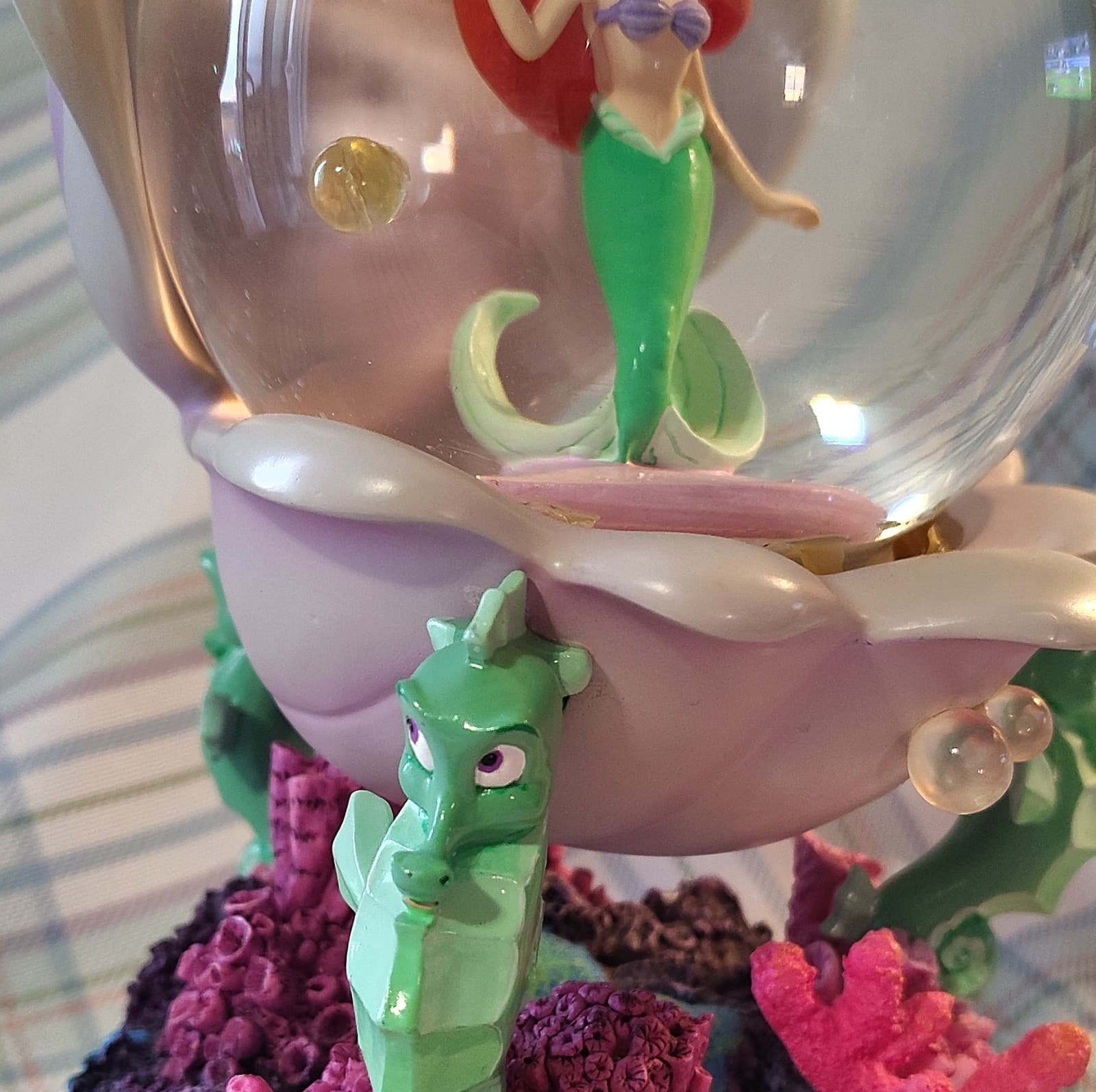 Collectible Disney The Little Mermaid Ariel musical Snow Globe - Thumbnail 13