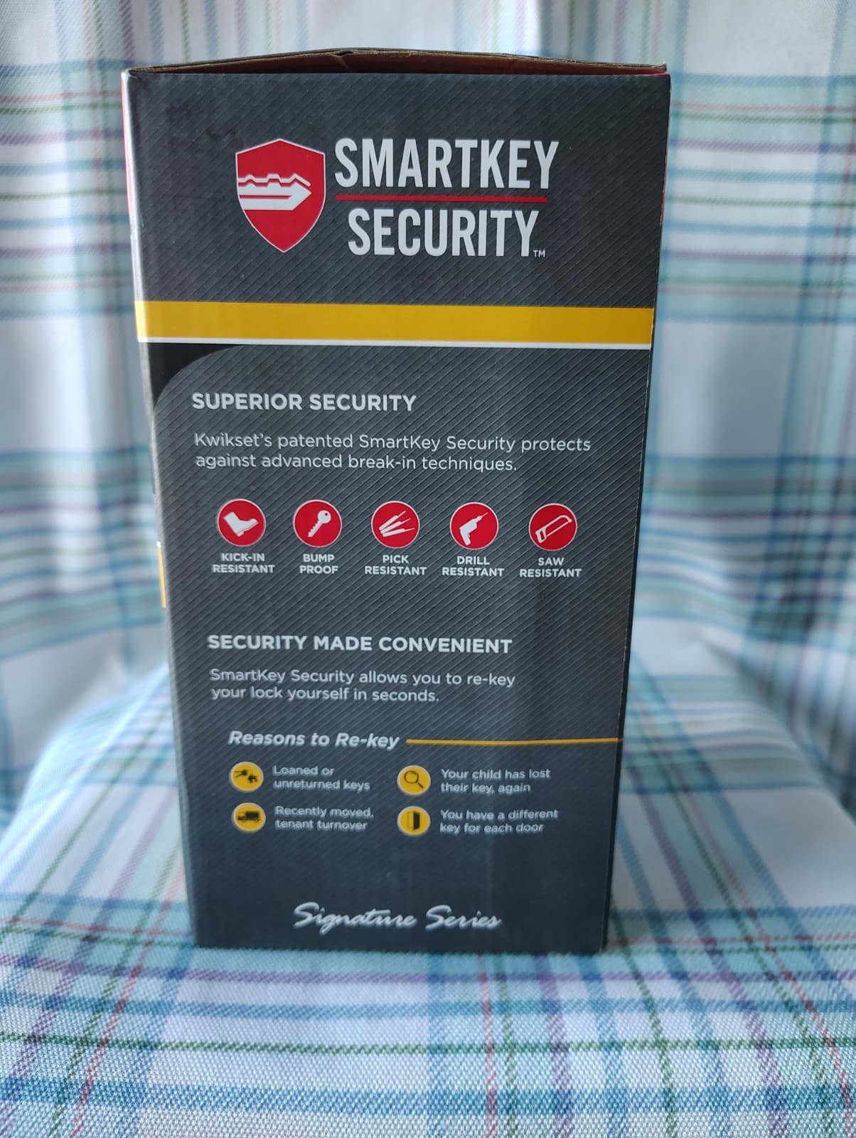 Kwikset Signature Series Deadbolt SmartKey Security Keyed One Side (Black) - Thumbnail 3