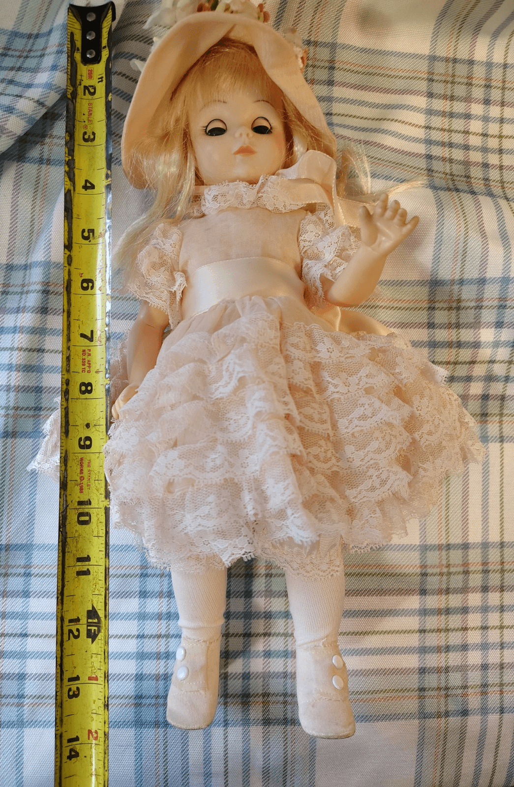 Madame Alexander Renoir Artist Doll 12in Blonde Hair Pink Lace Dress Floral Hat - Thumbnail 2