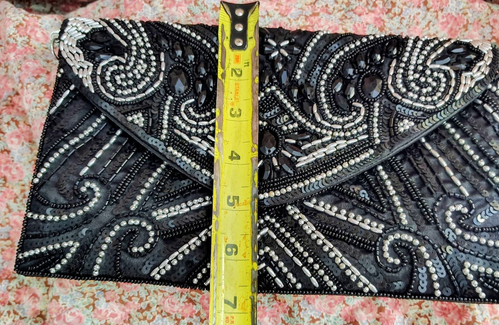 NEW Black Formal Beaded Embellished Dress Clutch With Silver Metal Chain Strap - Thumbnail 12
