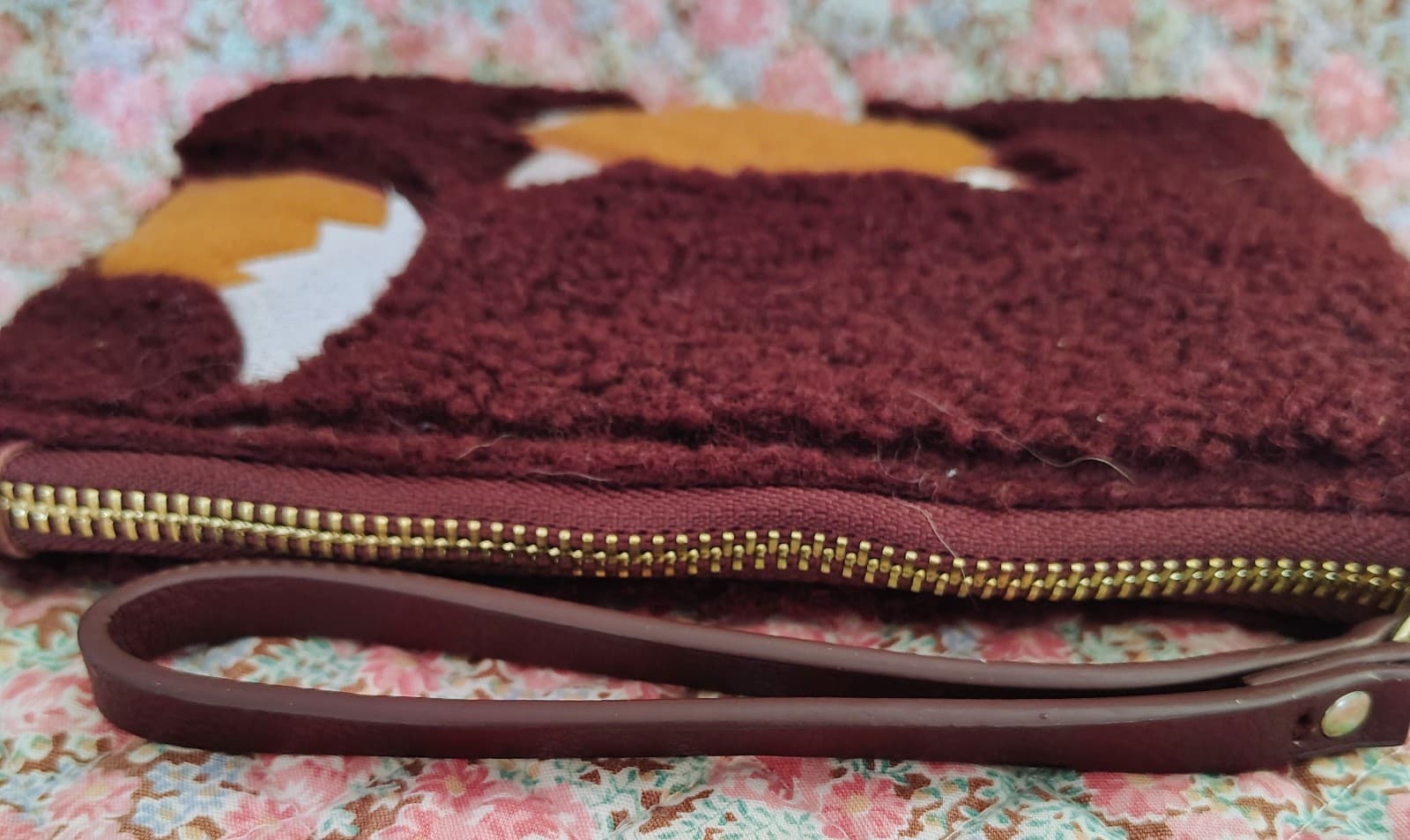 Old Navy Zippered Maroon Sherpa Polyester Wristlet With Fox Embroidery - Thumbnail 7