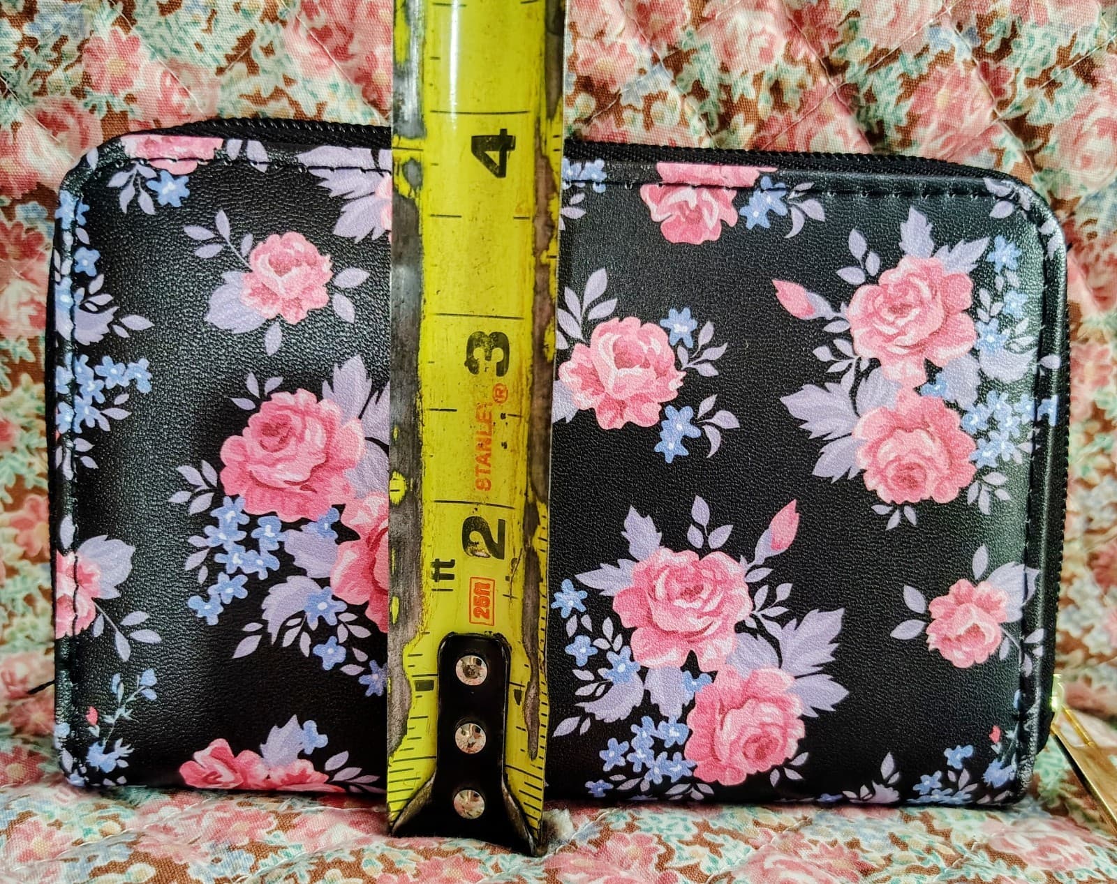 Black And Floral Small Zip Around Wallet NWOT - Thumbnail 4