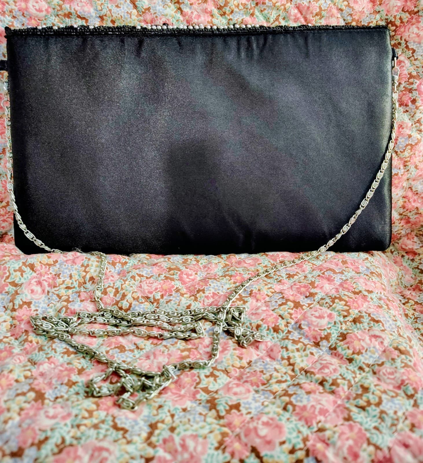 NEW Black Formal Beaded Embellished Dress Clutch With Silver Metal Chain Strap - Thumbnail 5