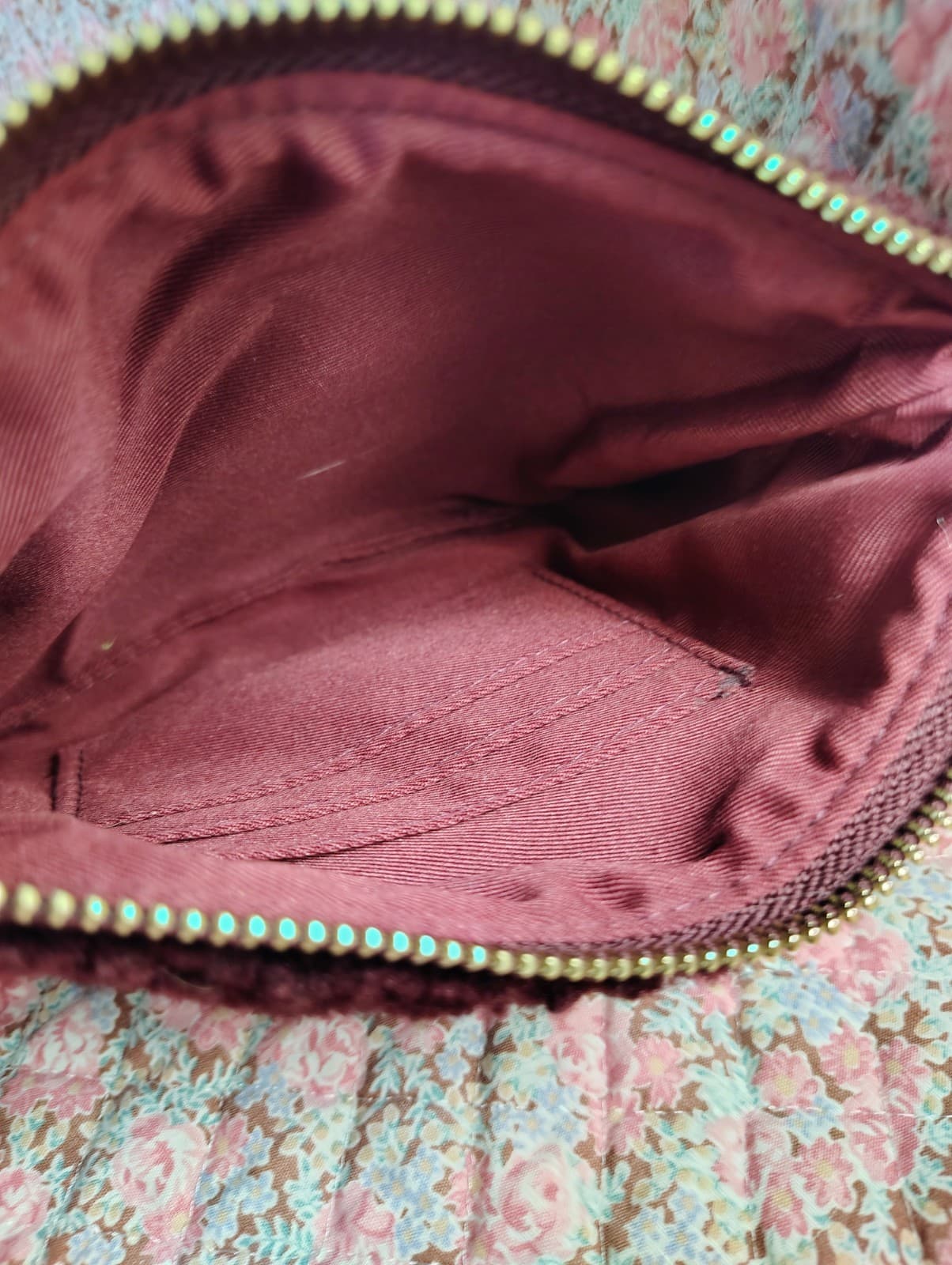 Old Navy Zippered Maroon Sherpa Polyester Wristlet With Fox Embroidery - Thumbnail 5