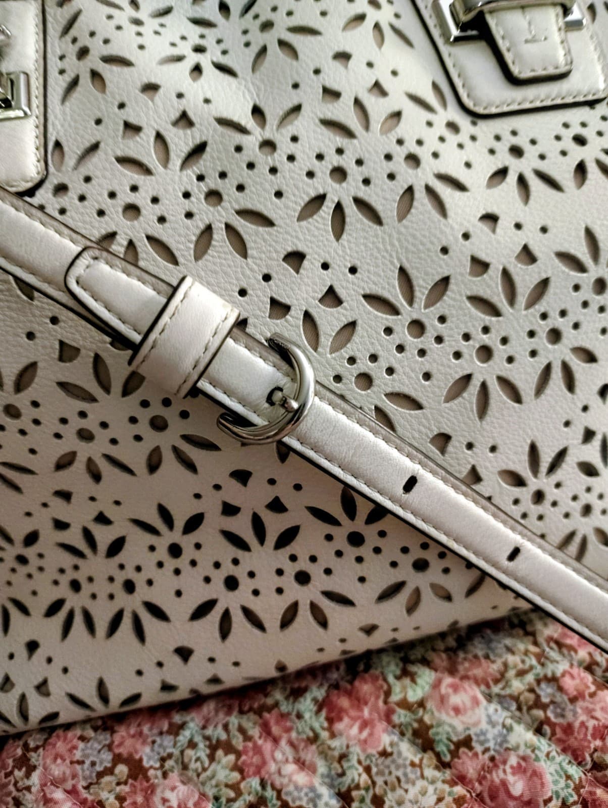 Coach Taylor Eyelet Cut Out Flower Leather Satchel Long Strap White Ivory - Thumbnail 18