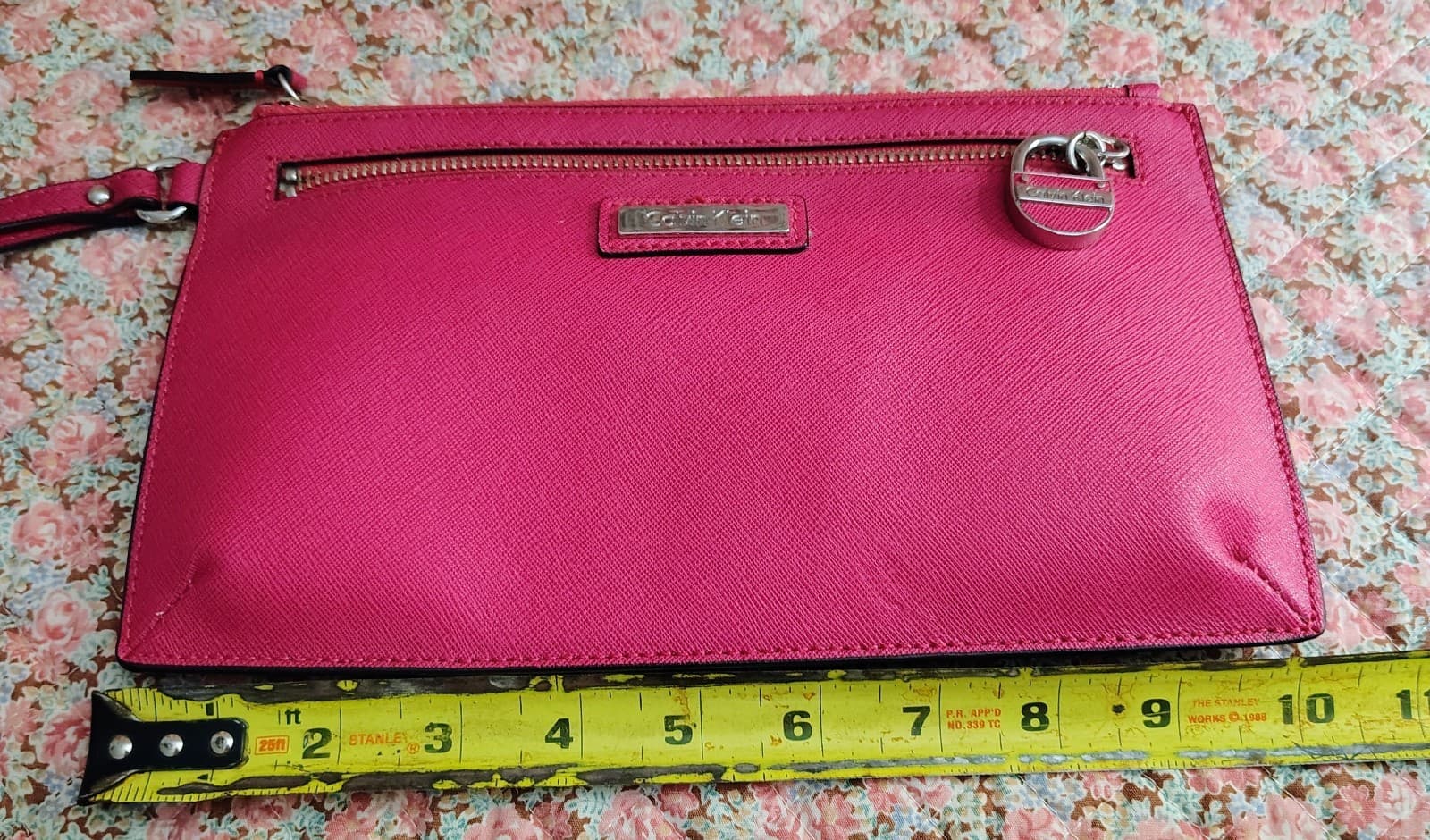 NWOT Calvin Klein Hot Pink Clutch With Strap And Lock Charm - Thumbnail 8