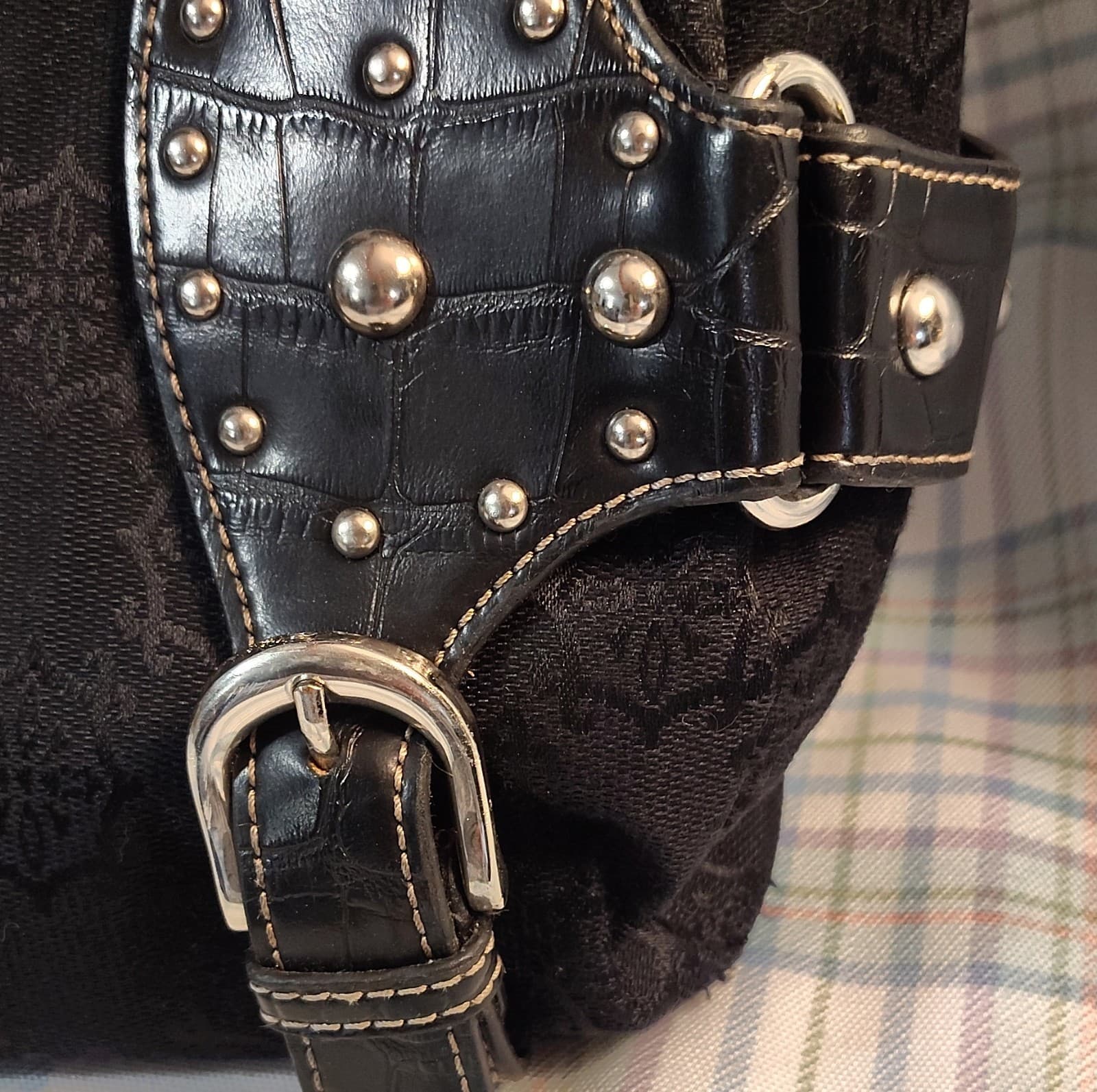 Mercer & Madison Studded Jacquard Shoulder Bag Black Buckle Accent Designer - Thumbnail 4