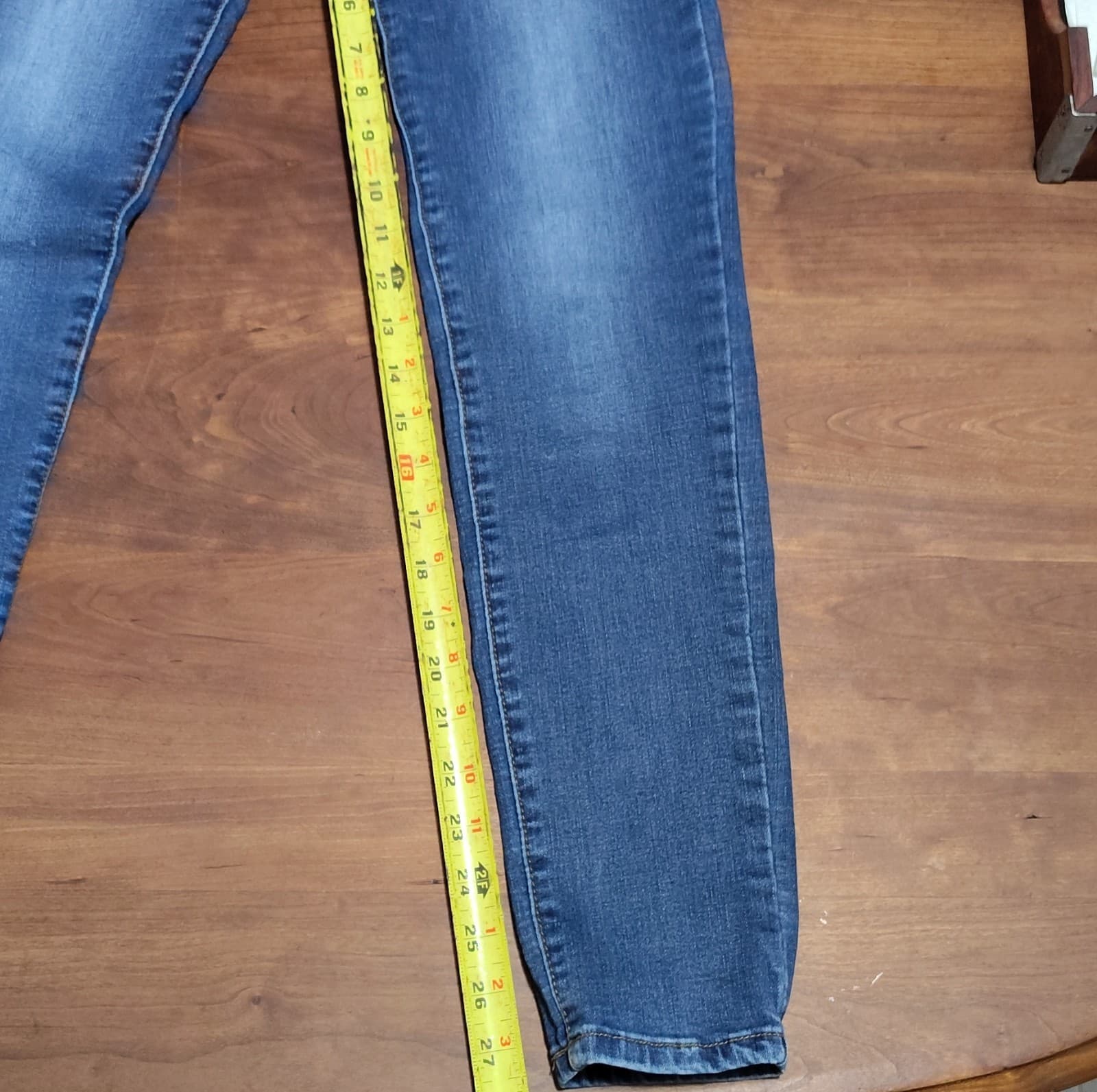 KanCan Skinny Jeans Blue Medium Wash Stretch Denim Women's Slim Fit 5-Pocket - Thumbnail 3