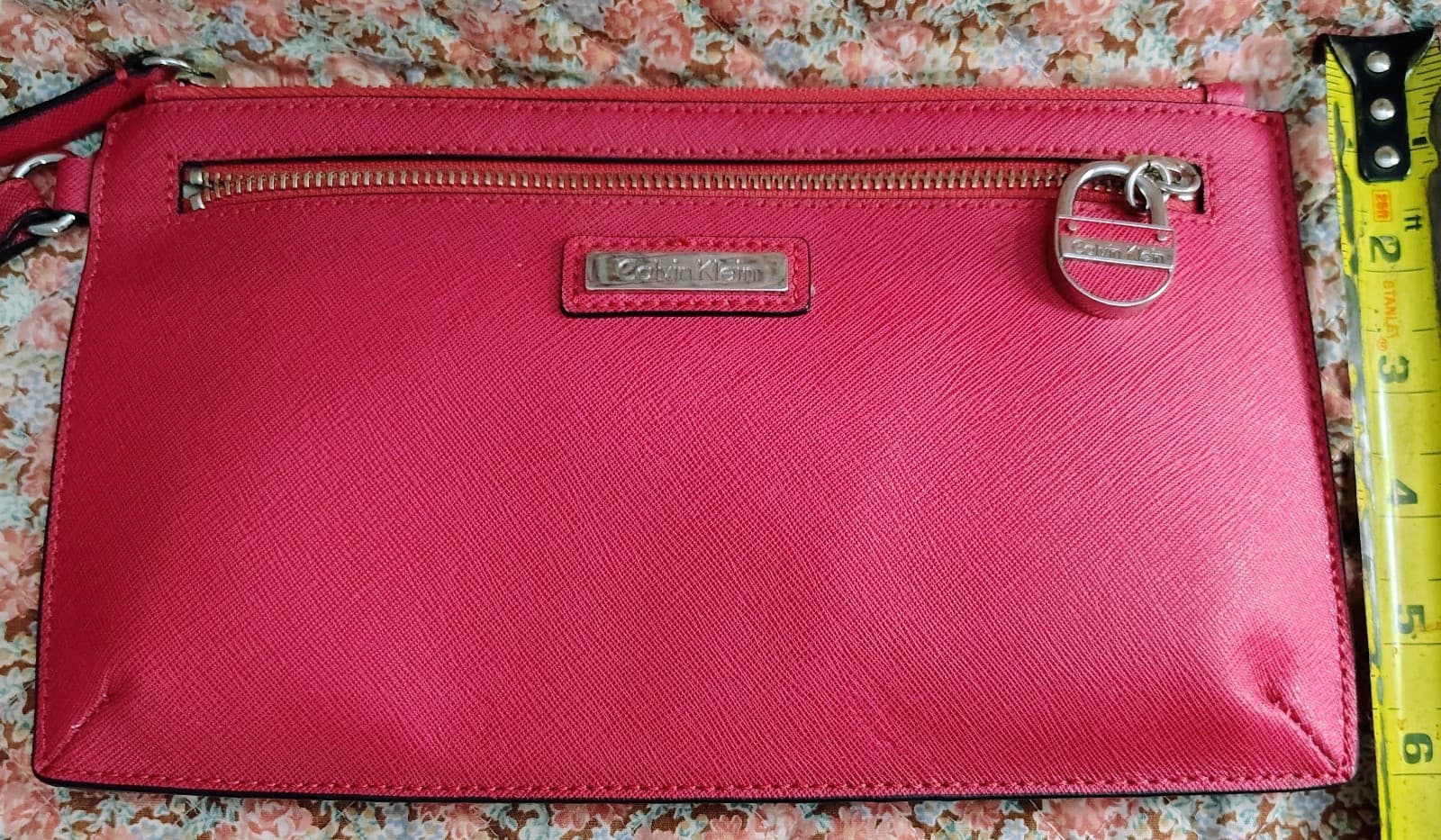 NWOT Calvin Klein Hot Pink Clutch With Strap And Lock Charm - Thumbnail 5