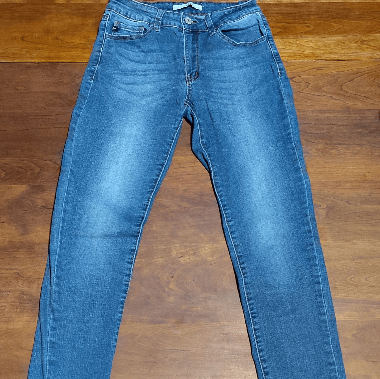 KanCan Skinny Jeans Blue Medium Wash Stretch Denim Women's Slim Fit 5-Pocket
