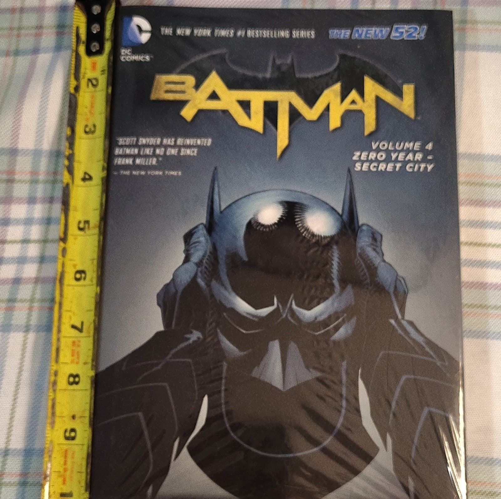 Batman Volume 4 Zero Year Secret City Graphic Novel Trade Paperback DC Comics - Thumbnail 4