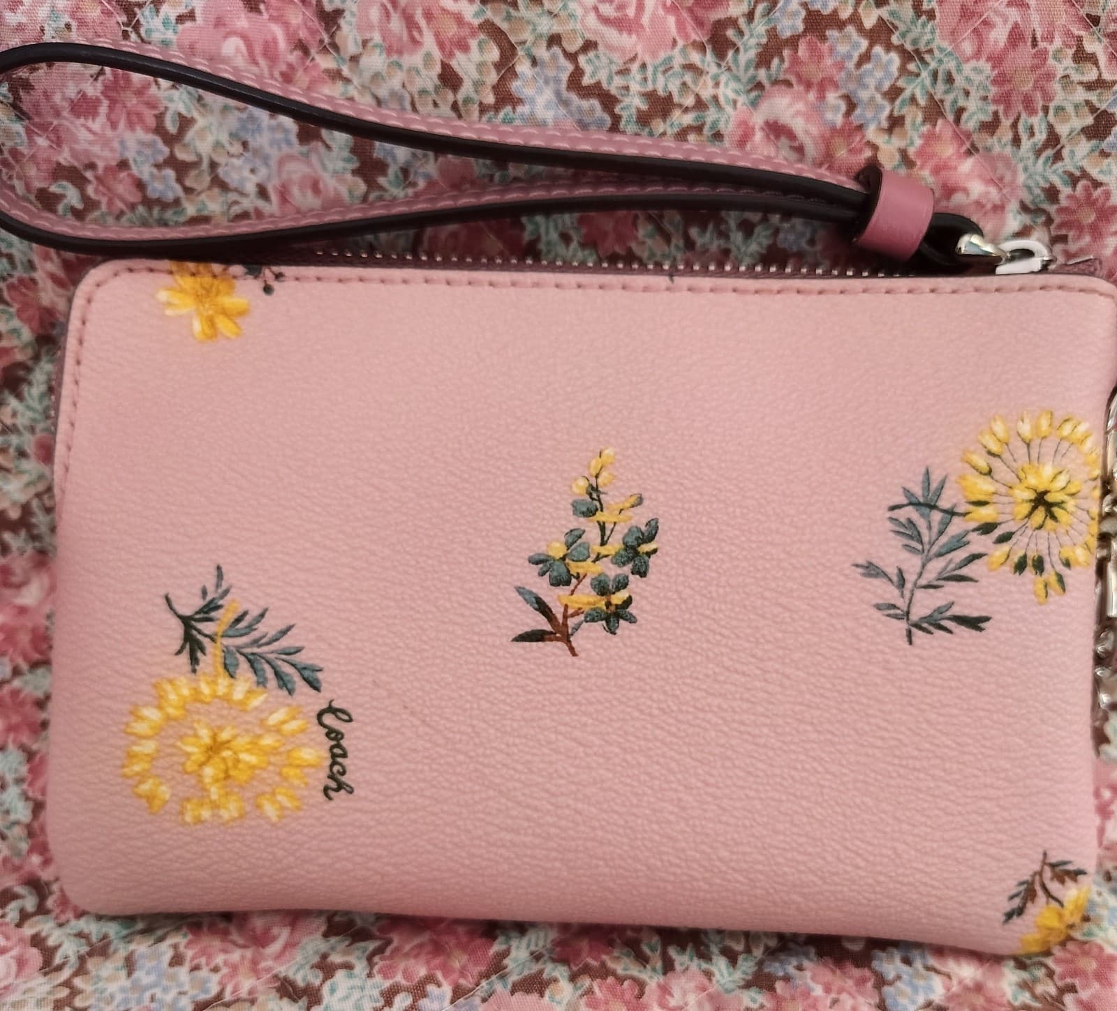 Coach Pink Floral Zip Wristlet With Butterfly and Coach C Bag Charms - Thumbnail 7