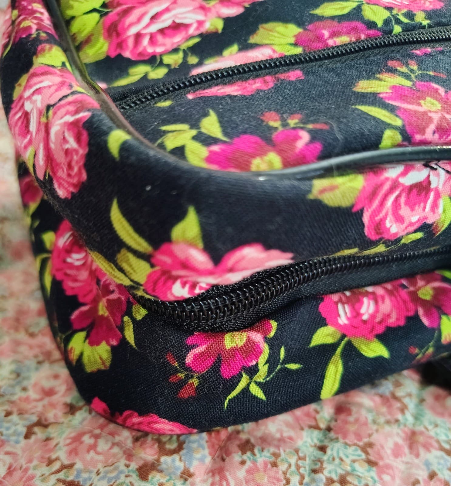 Large floral Fabric Travel Bathroom Cosmetic Bag - Thumbnail 10