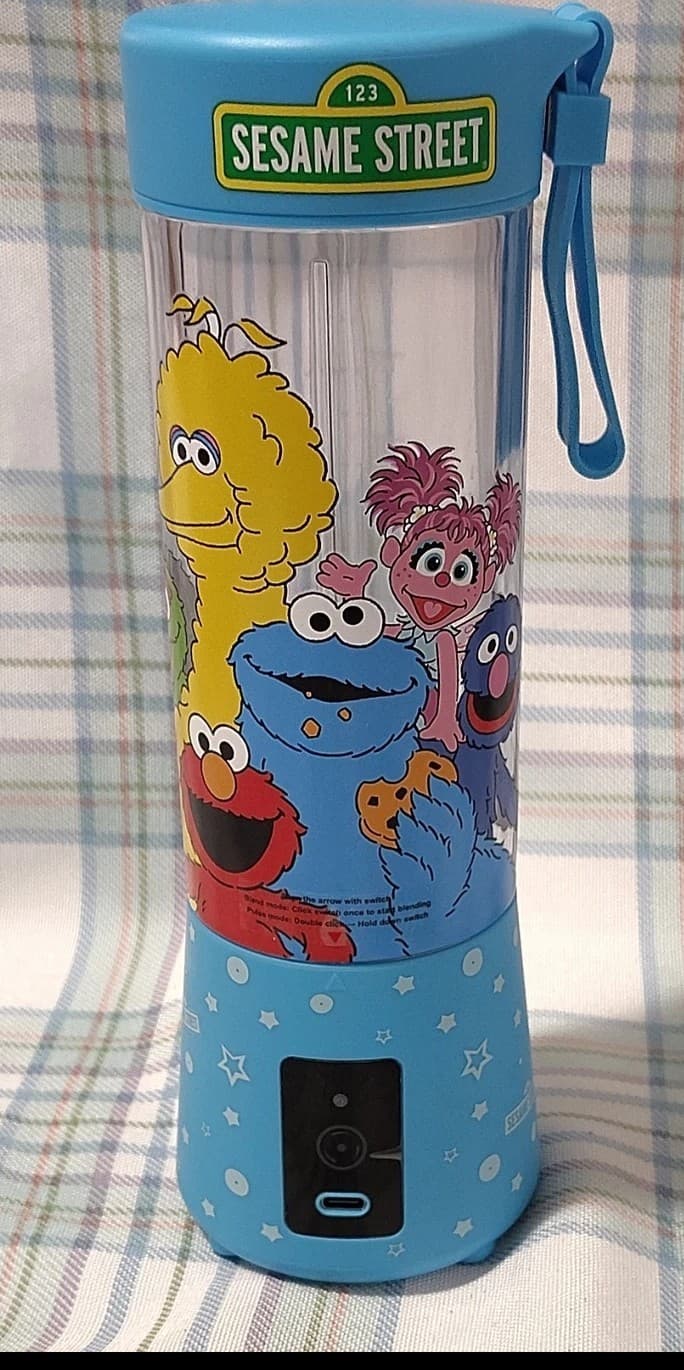 NEW Sesame Street Portable Handheld Blender RB1-SES-SS1 Blue 150W 2000mAh 2024