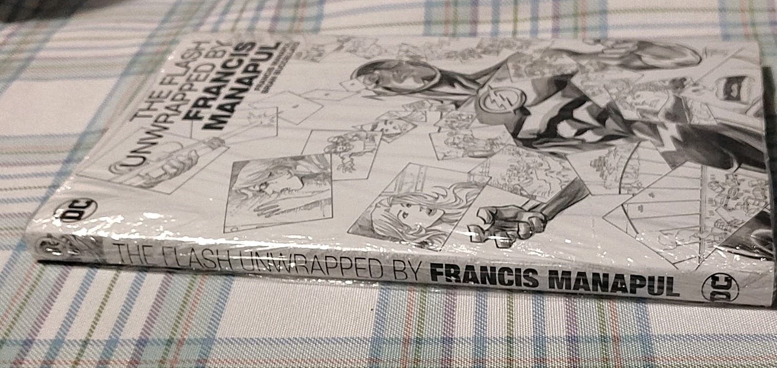 NEW The Flash Unwrapped by Francis Manapul, Hardcover, DC Comics, Illustrated - Thumbnail 3