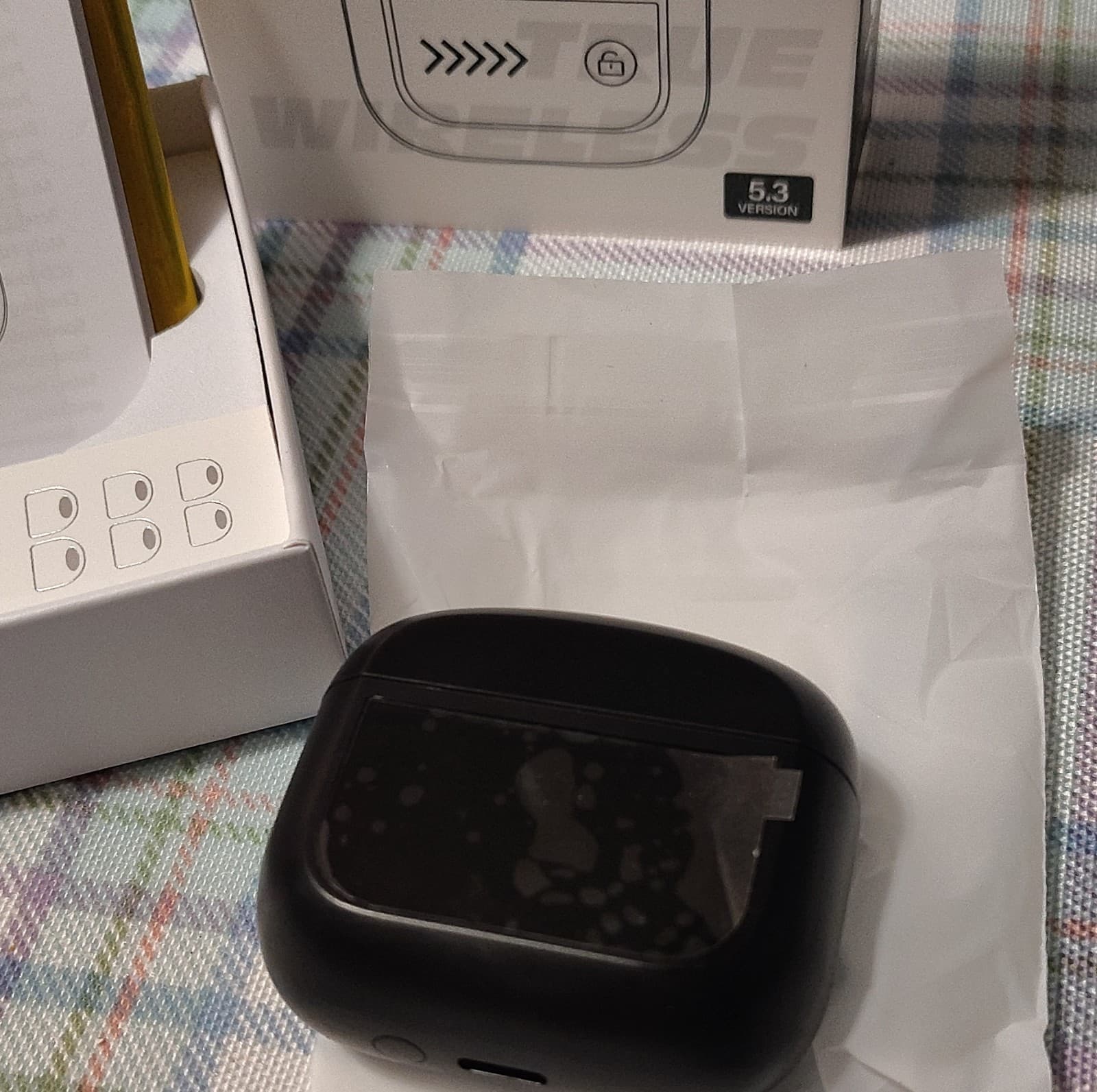 NIB T21 Bluetooth In-Ear Earbuds, LCD Touch Screen, ANC, Equalizer, Black - Thumbnail 8
