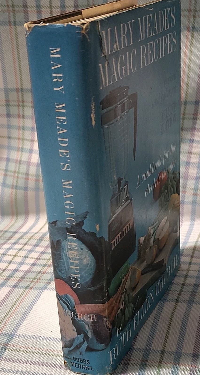Mary Meade's Magic Recipes Revised Deluxe 1965 Ed by Ruth Ellen Church - Thumbnail 2