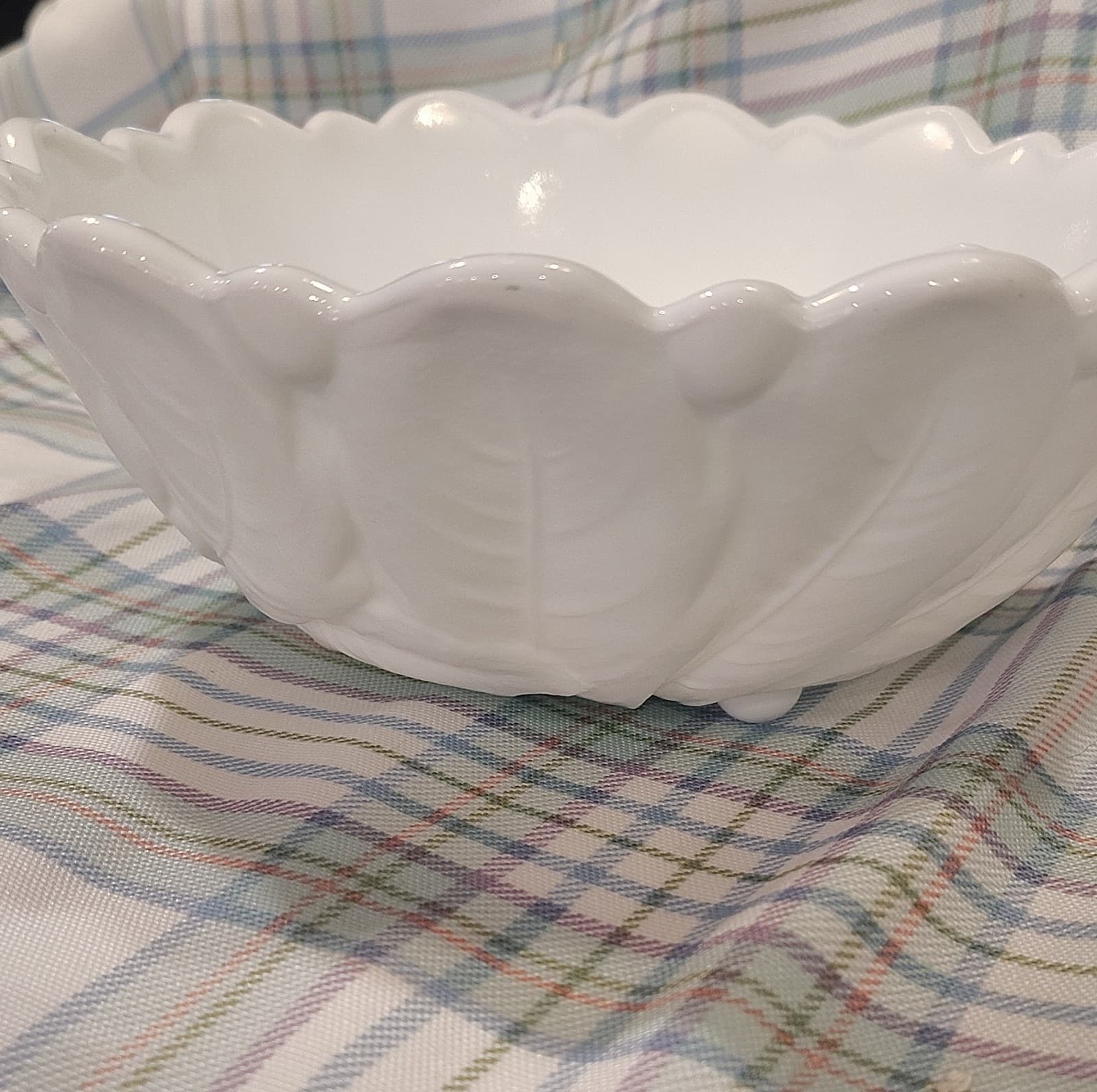 Vintage White Milk Glass Bowl Floral Embossed Pattern Glass 9" Round Decorative - Thumbnail 3